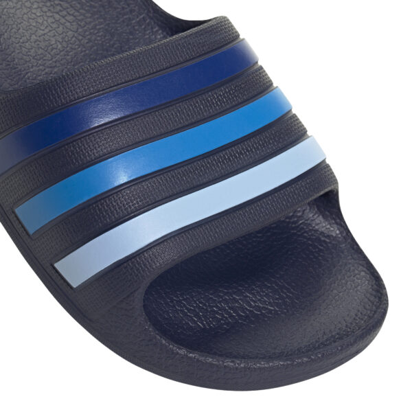 ADIDAS ADILETTE AQUA K DKBLUE/ROYBLU/GLOBLU – Bild 9