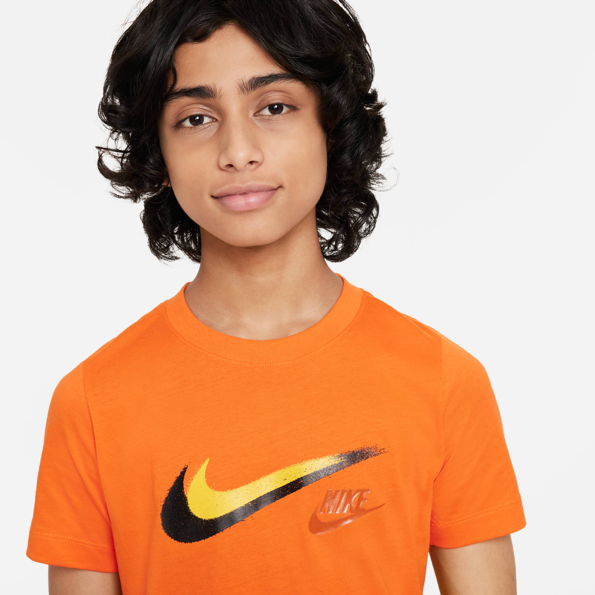 NIKE B NSW SI SS TEE SAFETY ORANGE – Bild 3