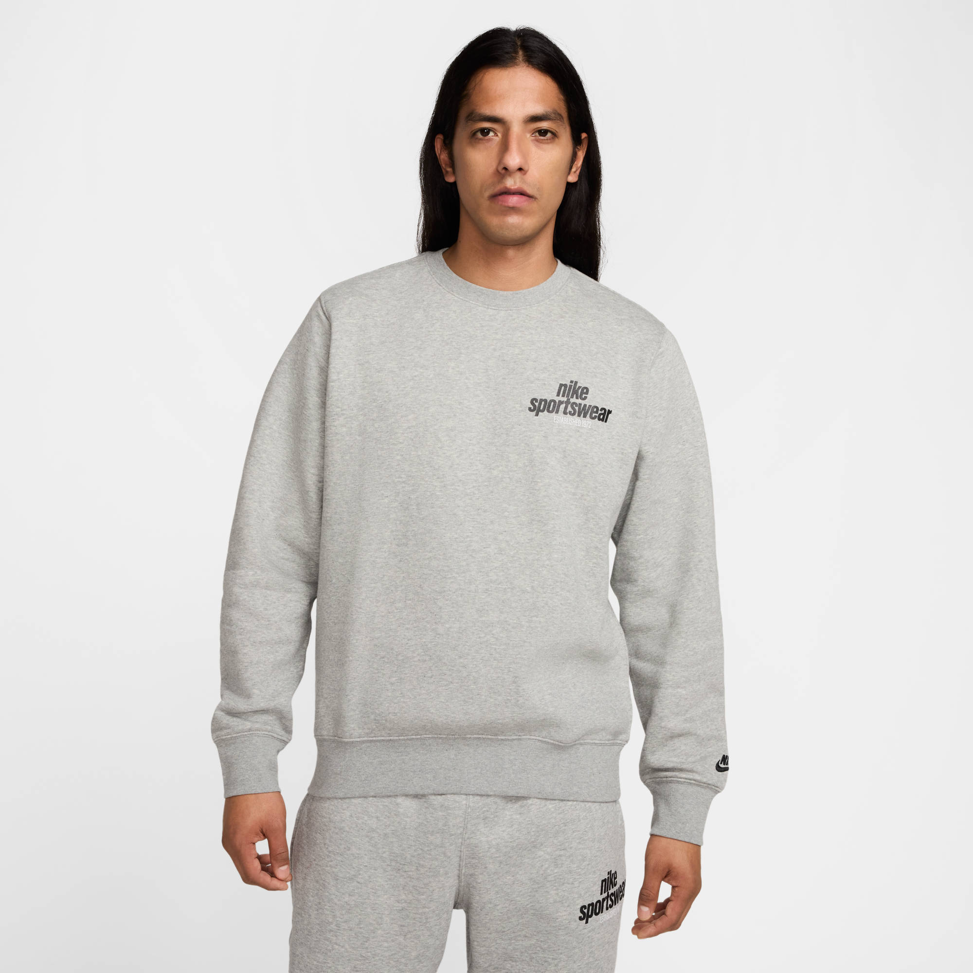NIKE M NK CLUB BB CREW NSW GFX DK GREY HEATHER/BLACK