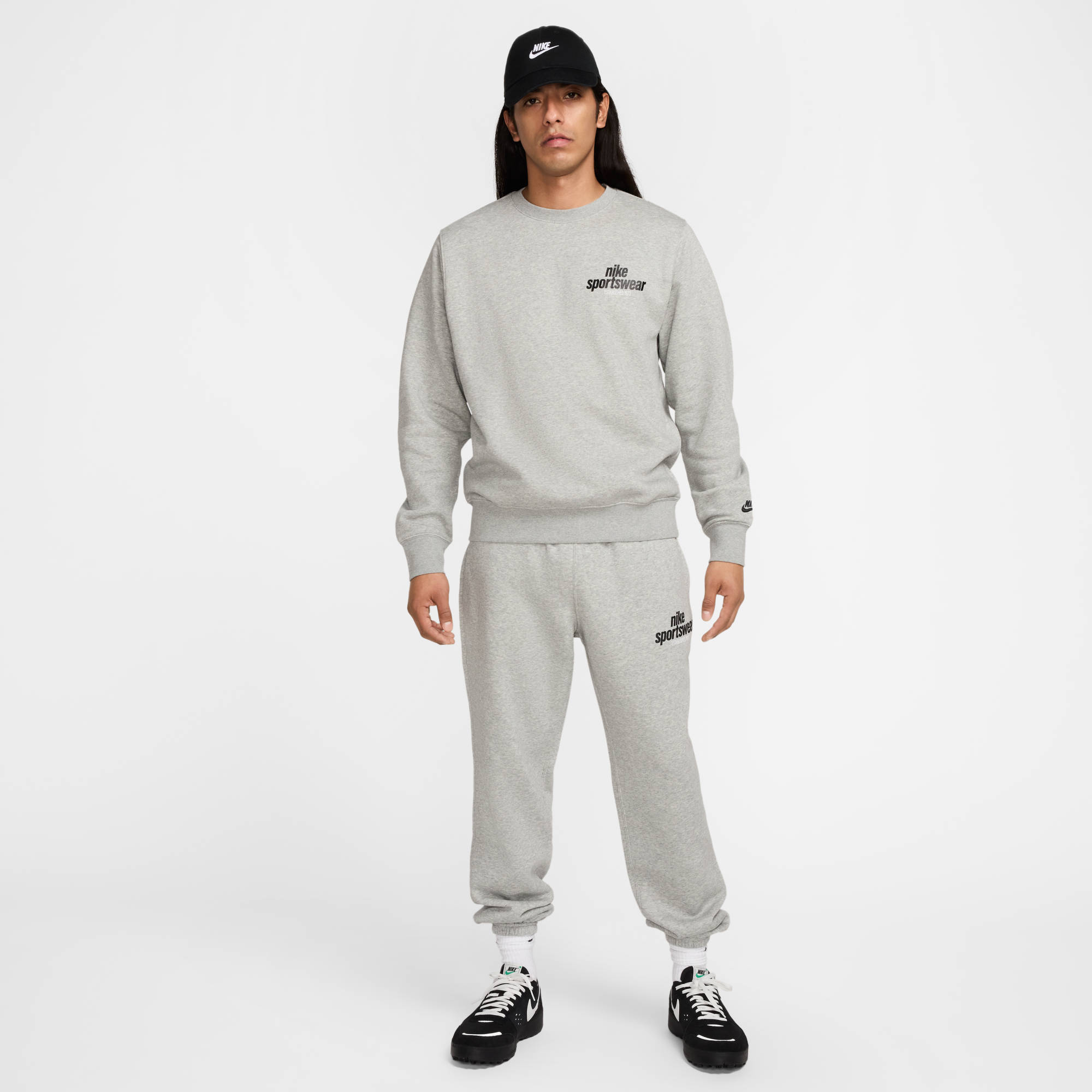 NIKE M NK CLUB BB CREW NSW GFX DK GREY HEATHER/BLACK – Bild 5