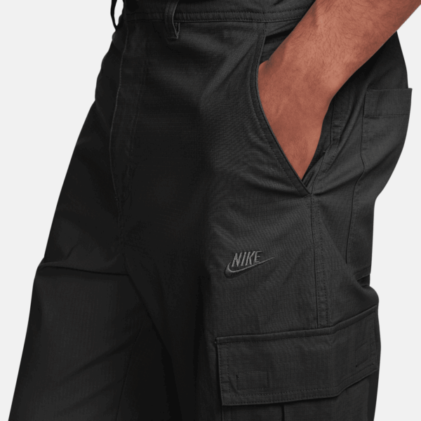 NIKE M NK CLUB CARGO PANT BLACK/BLACK – Bild 4