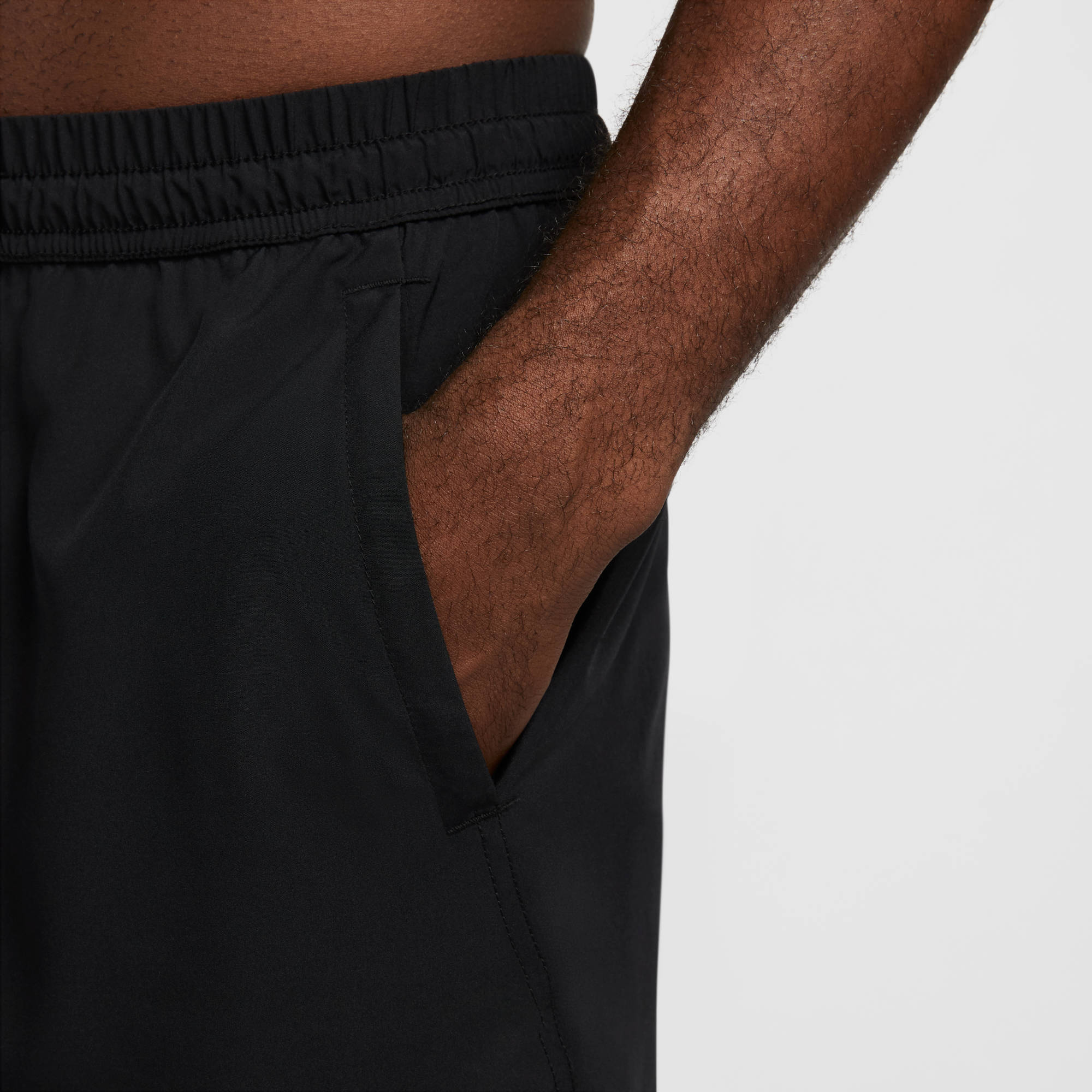NIKE M NK DF FORM 7IN UL SHORT BLACK/WHITE – Bild 4