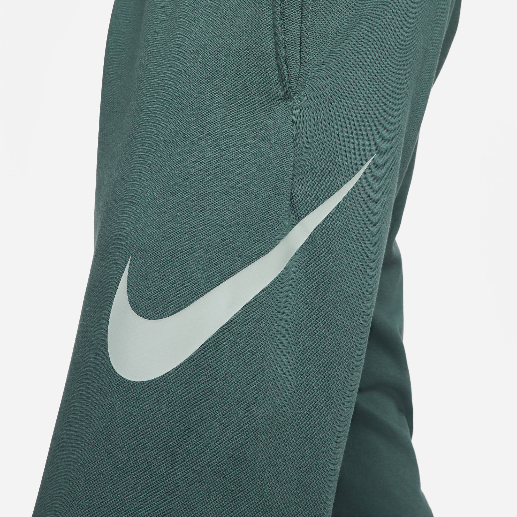 NIKE M NK DF PNT TAPER FA SWSH FADED SPRUCE/MICA GREEN – Bild 4