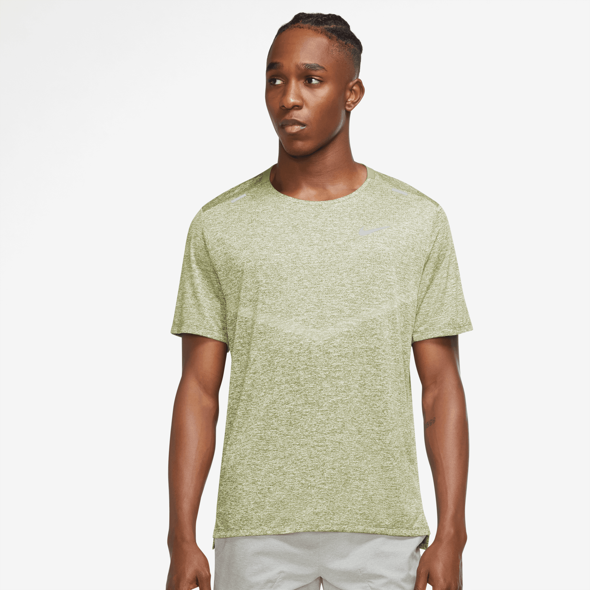 NIKE M NK DF RISE 365 SS OLIVE AURA/HTR/REFLECTIVE SILV
