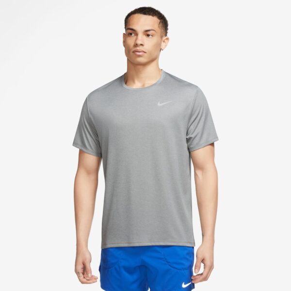 NIKE M NK DF UV MILER SS PARTICLE GREY/GREY FOG/REFLECT