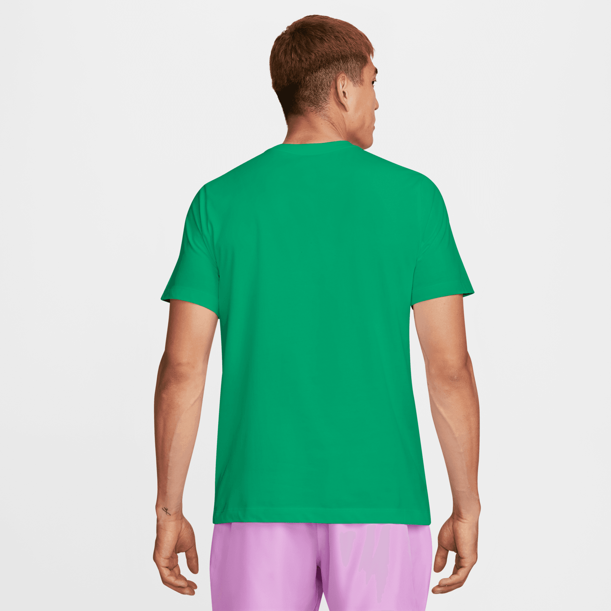 NIKE M NKCT DF TEE HRTG SP24 STADIUM GREEN – Bild 2