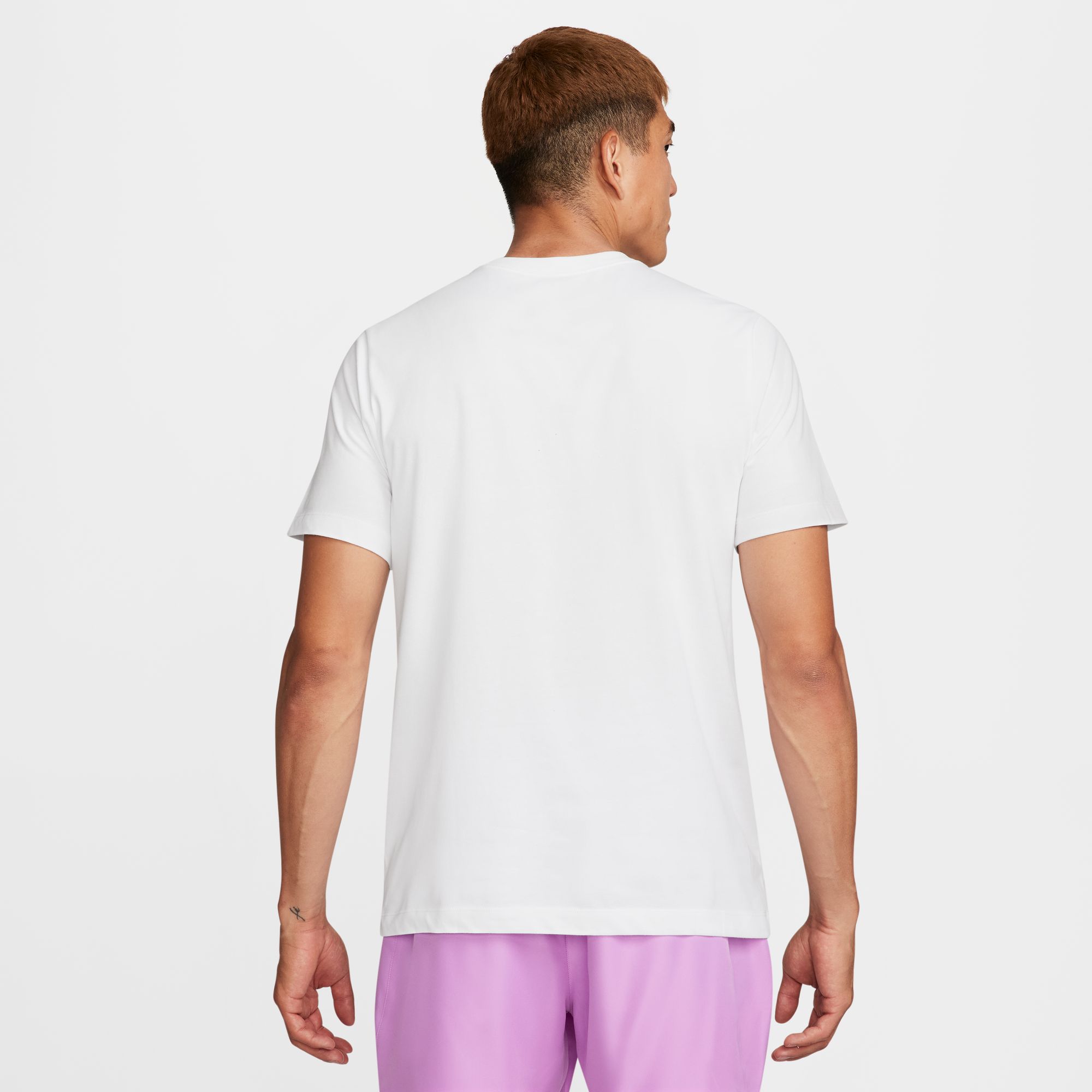 NIKE M NKCT DF TEE HRTG SP24 WHITE – Bild 2