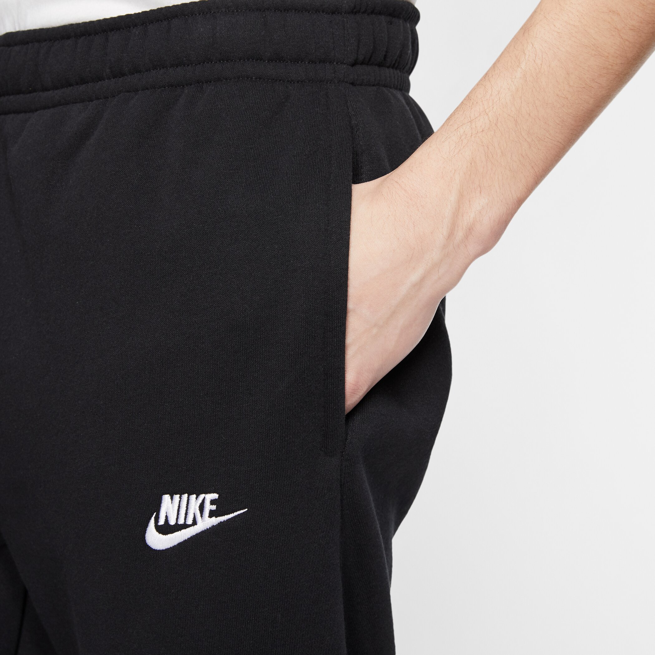 NIKE M NSW CLUB PANT CF BB BLACK/BLACK/WHITE – Bild 5