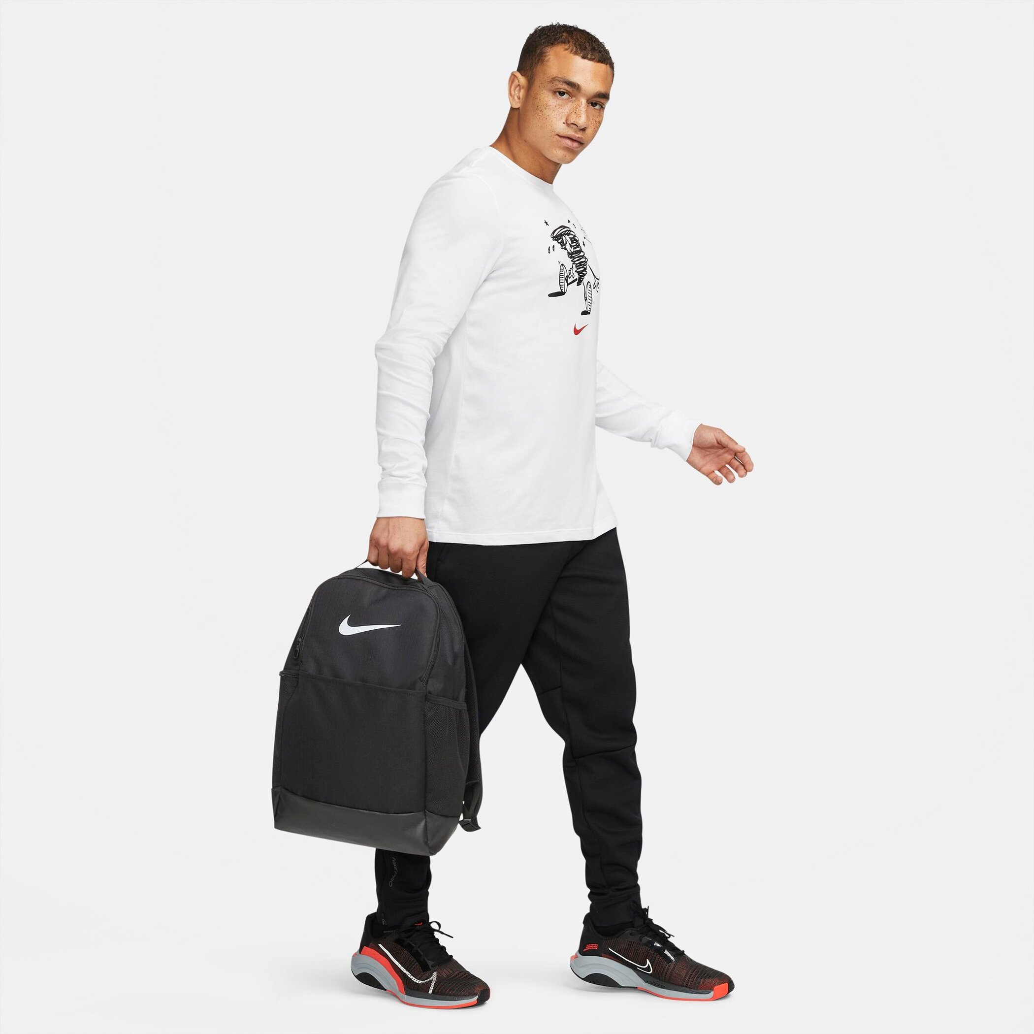 NIKE NK BRSLA M BKPK - 9.5 (24L) BLACK/BLACK/WHITE – Bild 9