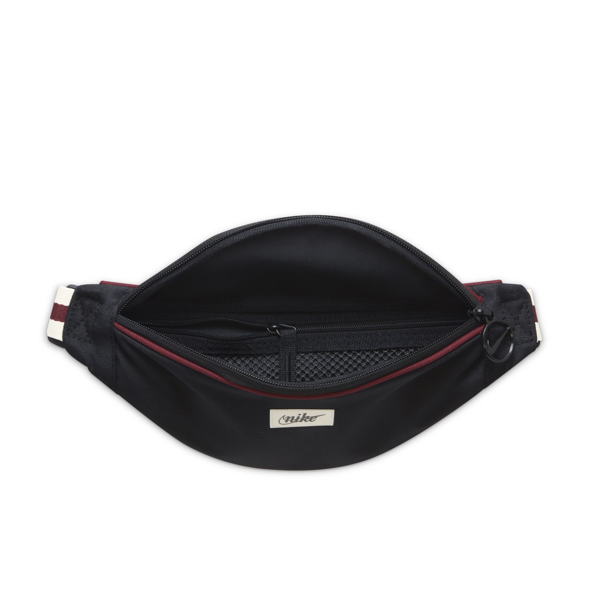 NIKE NK HERITAGE S WSTPCK - RETRO BLACK/SAIL/NIGHT MAROON – Bild 4