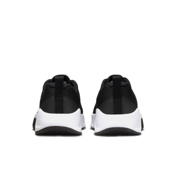 NIKE W NIKE MC TRAINER 3 BLACK/WHITE – Bild 5