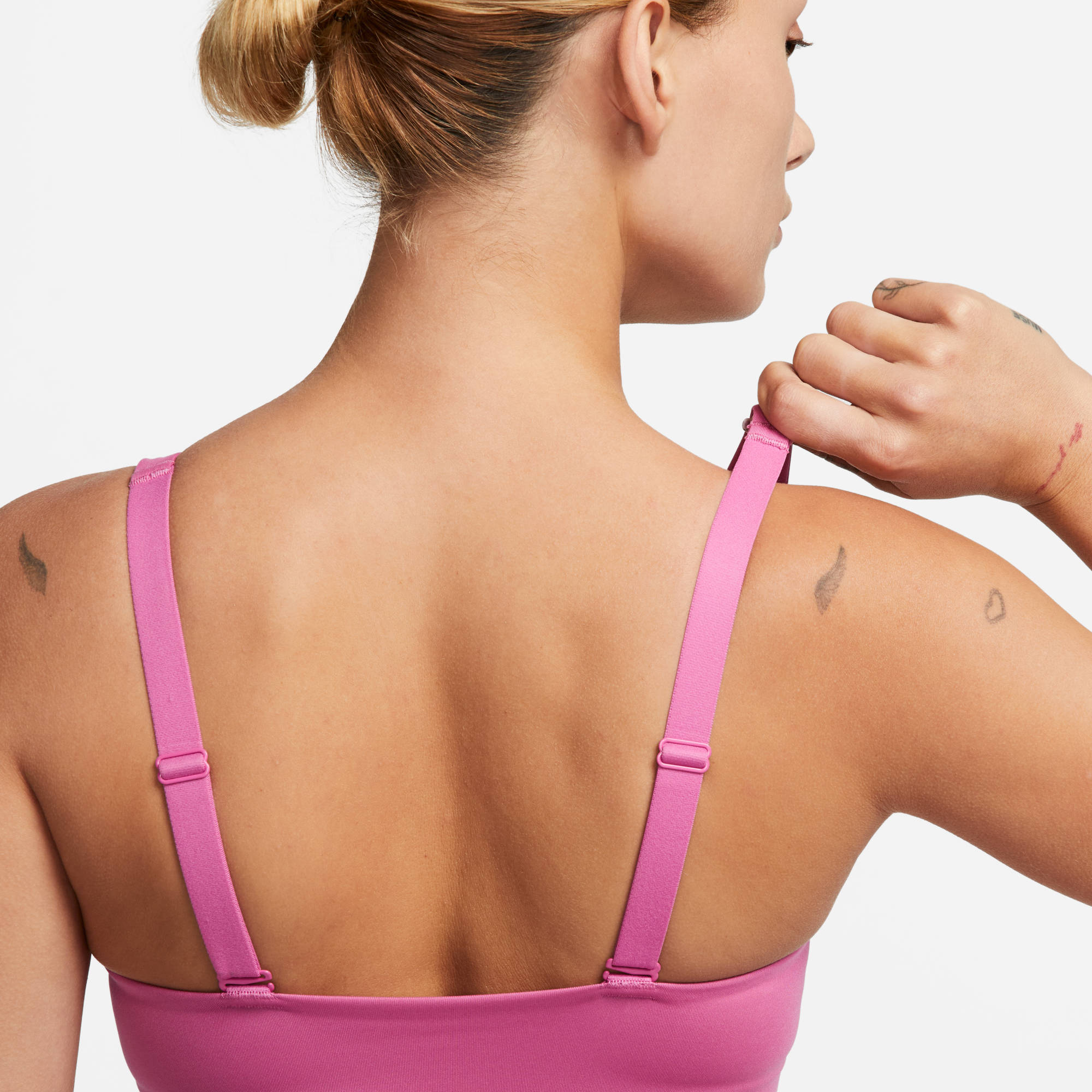 NIKE W NK DF INDY PLUNGE CUTOUT BRA COSMIC FUCHSIA/FOSSIL STON – Bild 7