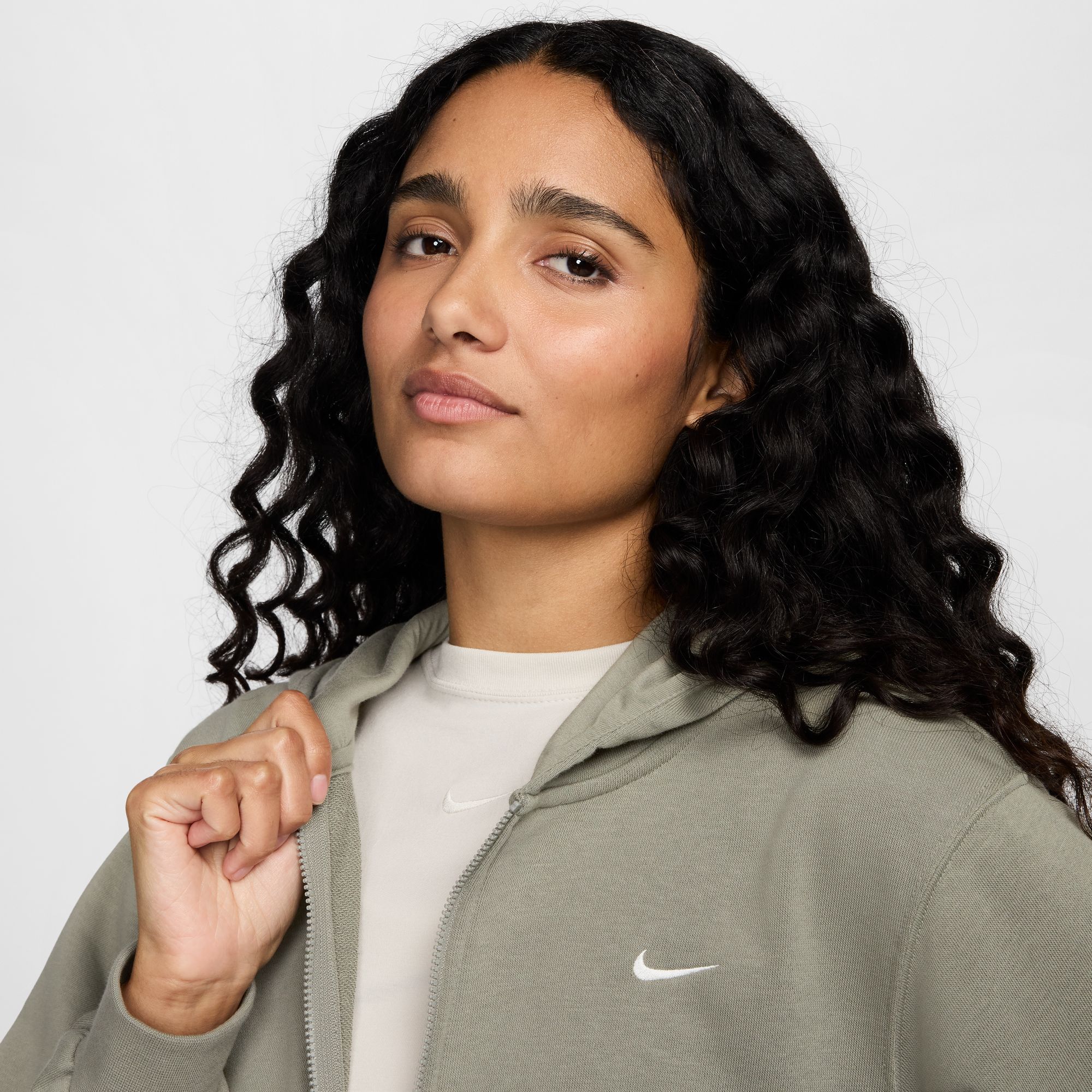 NIKE W NSW NK CHLL FT FZ HDY LIGHT ARMY/SAIL – Bild 3