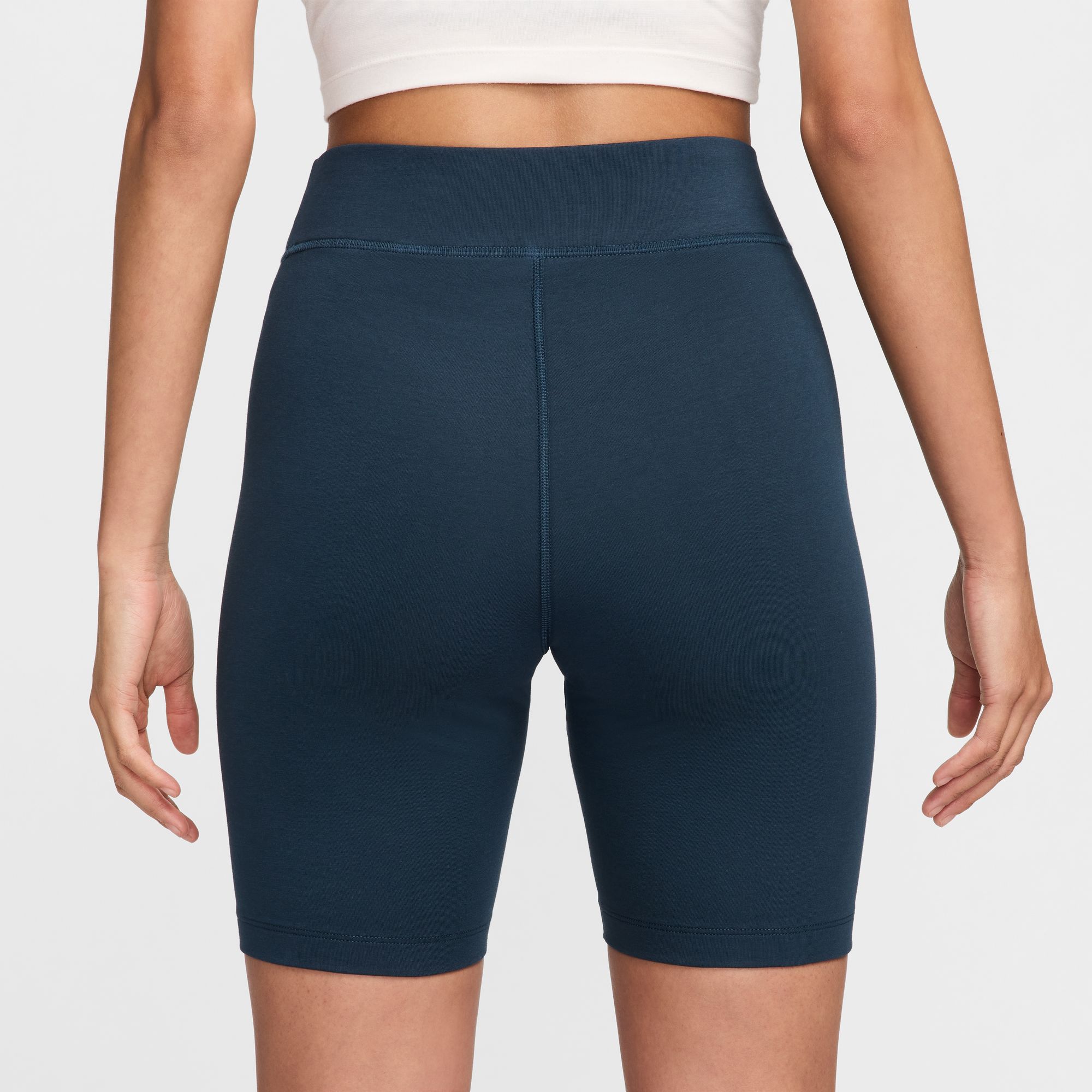 NIKE W NSW NK CLSC HR 8IN SHORT ARMORY NAVY/SAIL – Bild 2
