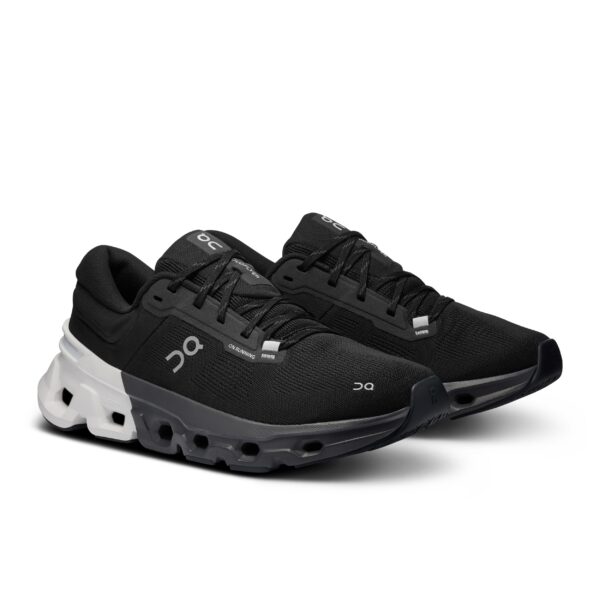ON Cloudflyer 5 BLACK / WHITE – Bild 6