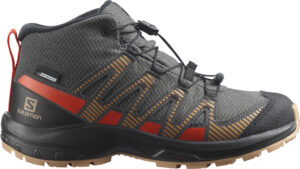 SALOMON SHOES XA PRO V8 MID CSWP J Mgnt/Aco MAGNET/ACORN/CHERRY TOMATO
