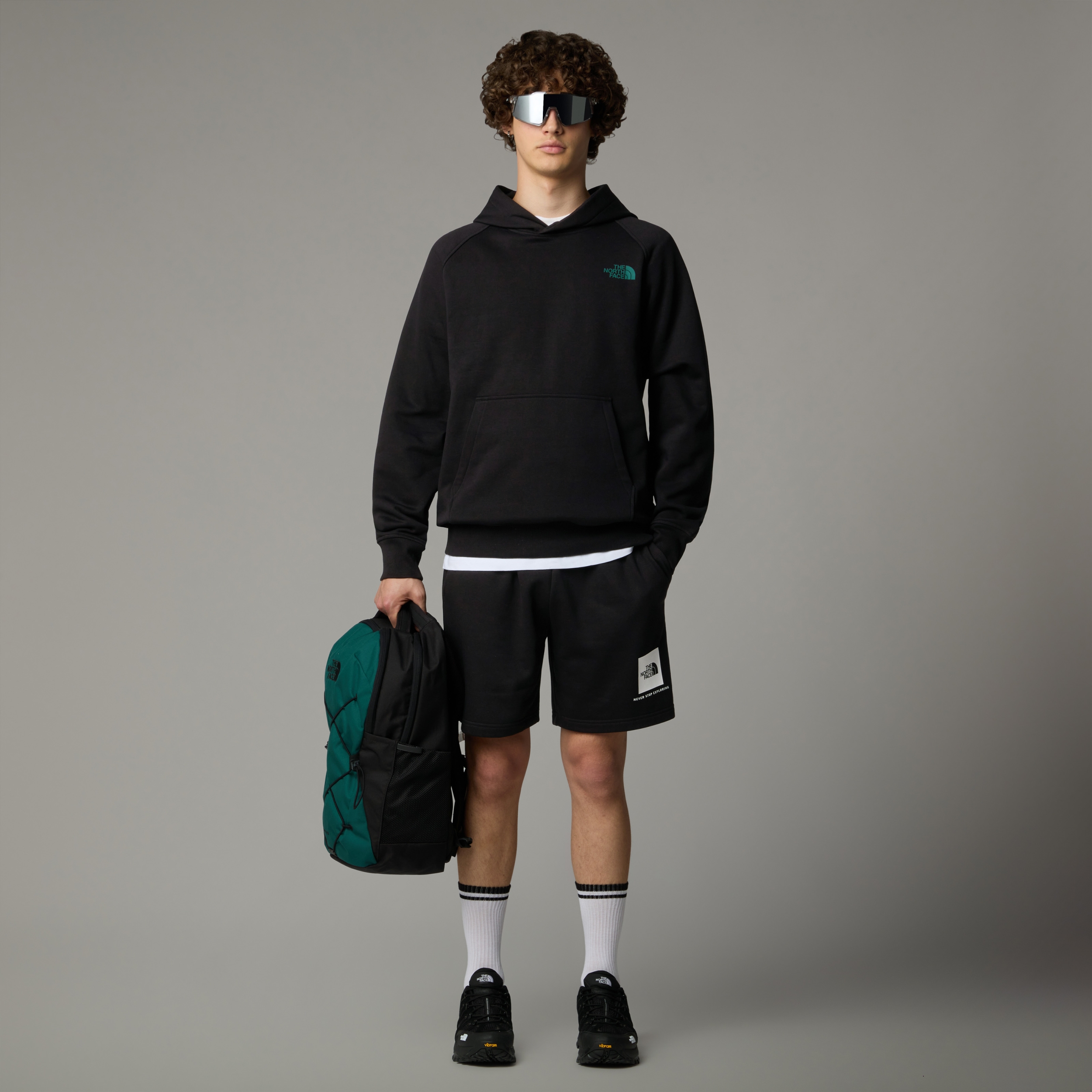 THE NORTH FACE M BOX NSE REGULAR SHORT TNF BLACK/TNF WHITE – Bild 4