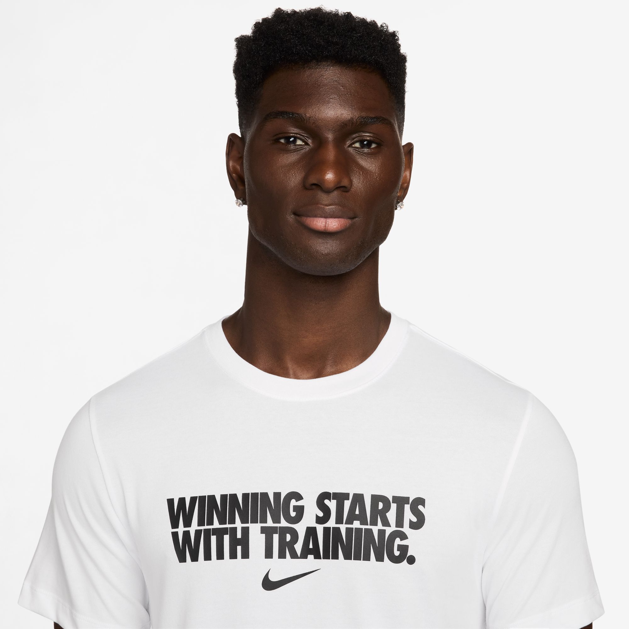 NIKE M NK DF TEE WINNING WHITE/BLACK – Bild 3
