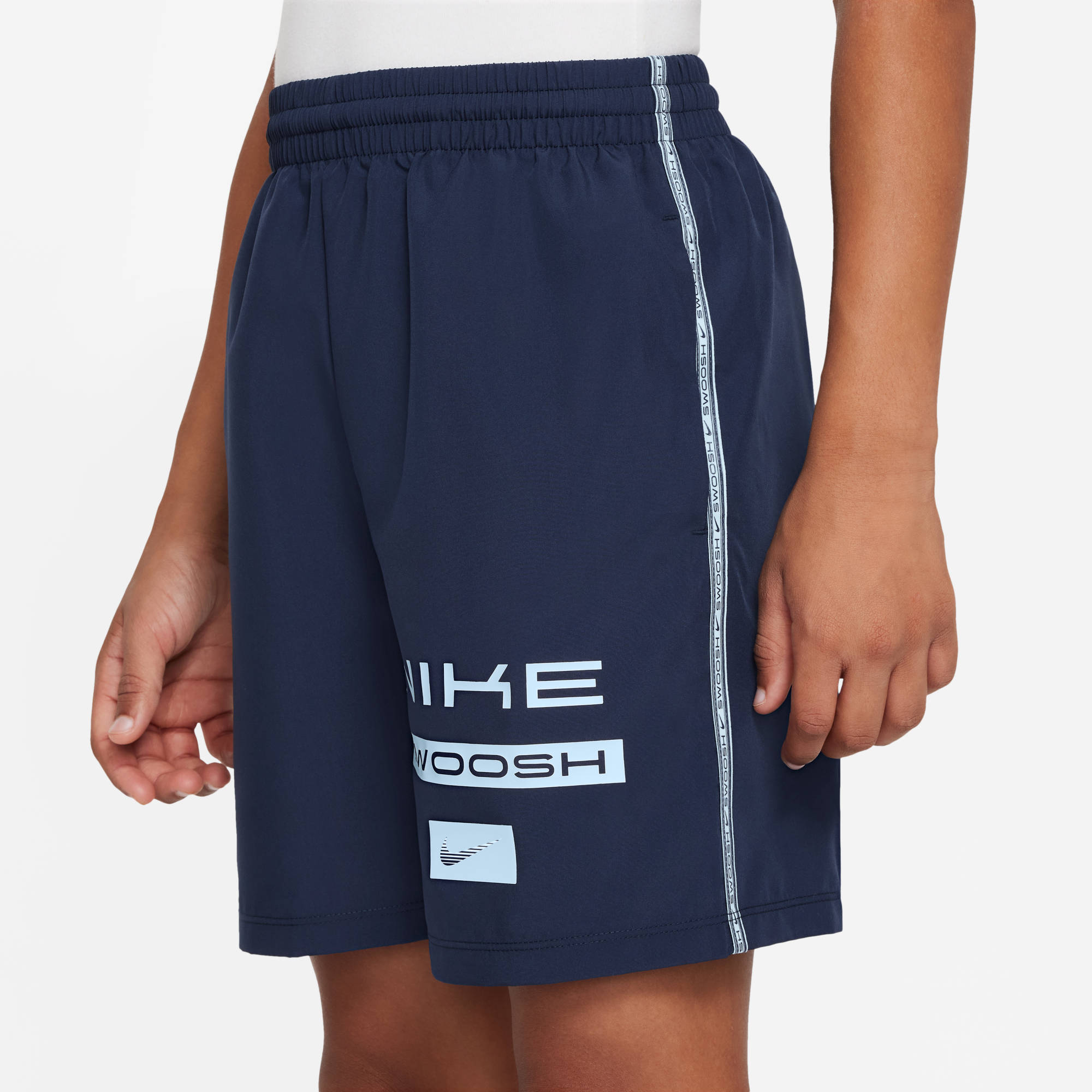 NIKE B NK DF MULTI SHORT WVN LOVE MIDNIGHT NAVY/CELESTINE BLUE – Bild 2