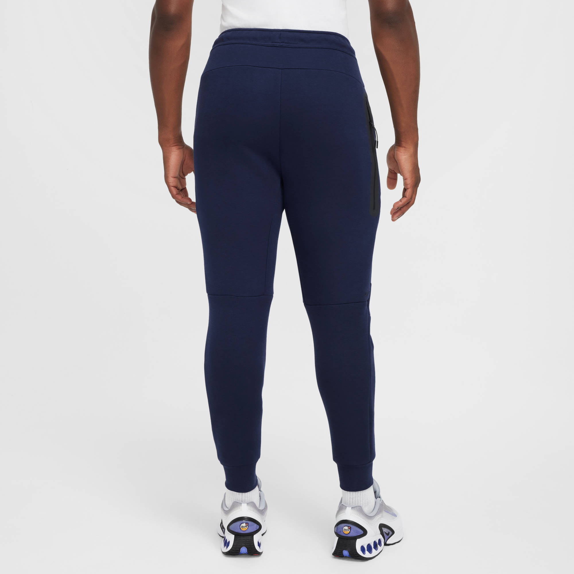 NIKE M NK TCH FLC JGGR OBSIDIAN/BLACK – Bild 2