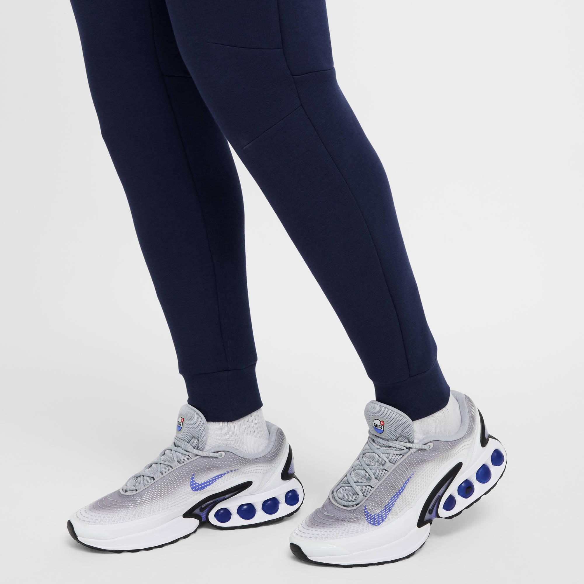 NIKE M NK TCH FLC JGGR OBSIDIAN/BLACK – Bild 6