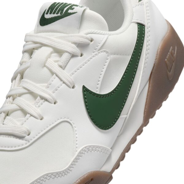 NIKE TERRA MANTA (GS) SUMMIT WHITE/FIR-GUM DARK BROW – Bild 6