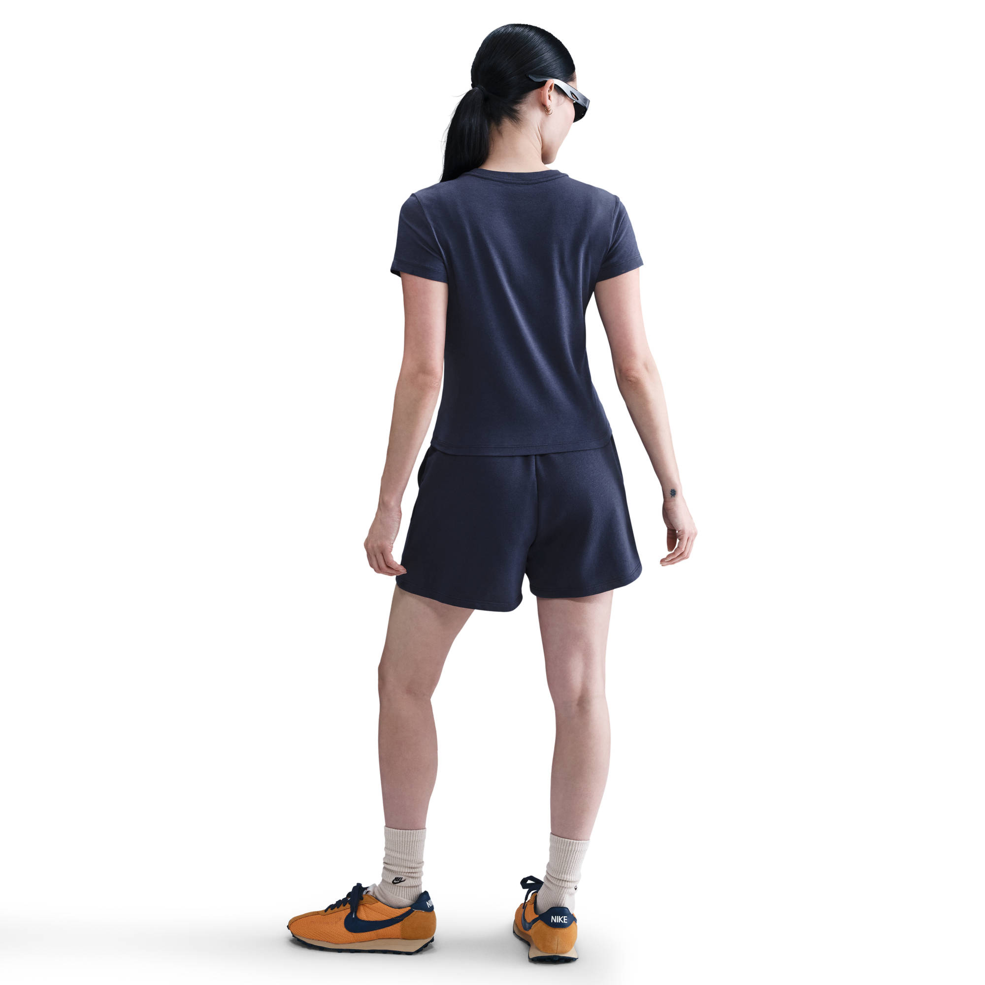 NIKE W NSW NK CHLL FT MR 4IN SHORT MIDNIGHT NAVY/SAIL – Bild 5