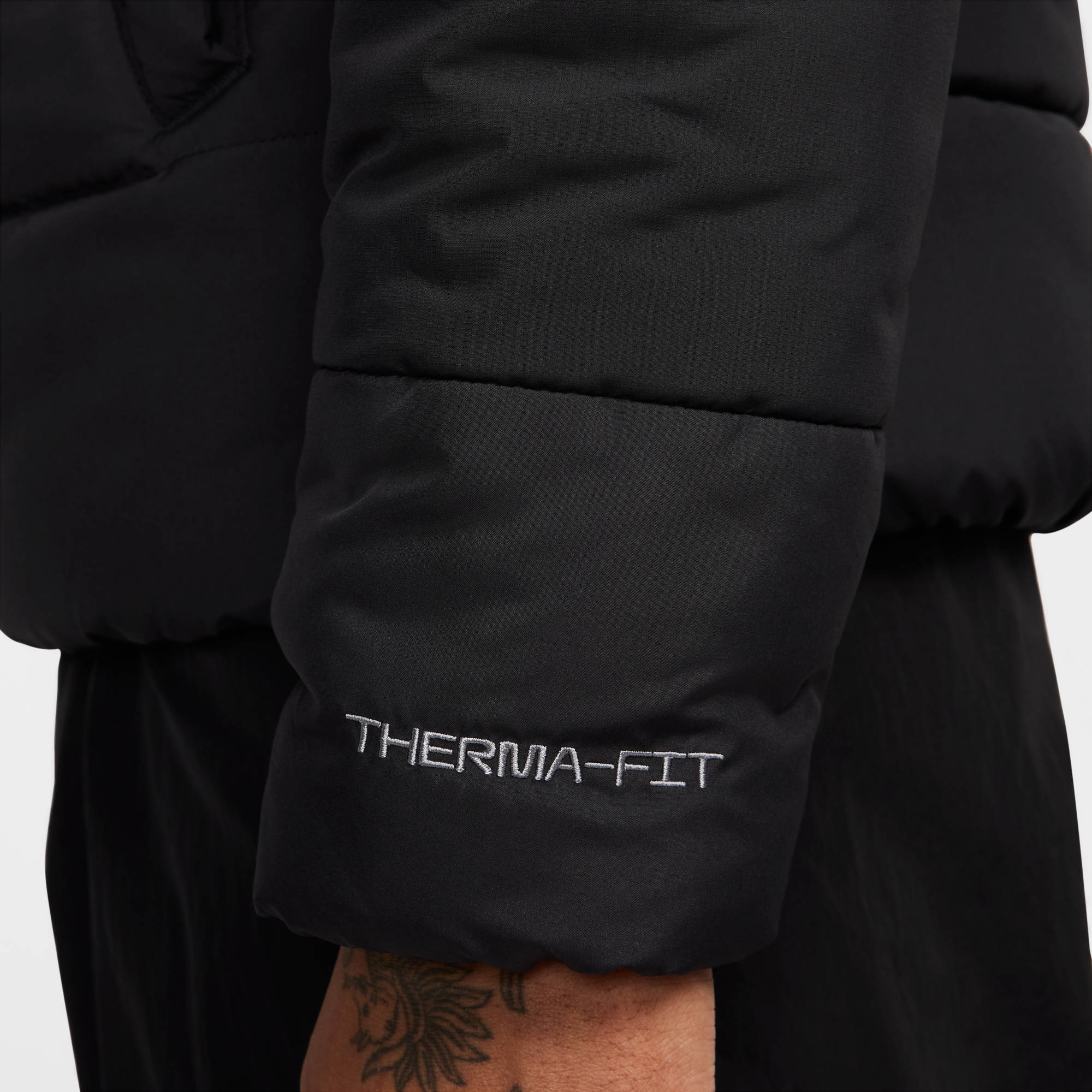 NIKE M NSW OW SYN FILL JKT BLACK/BLACK – Bild 6