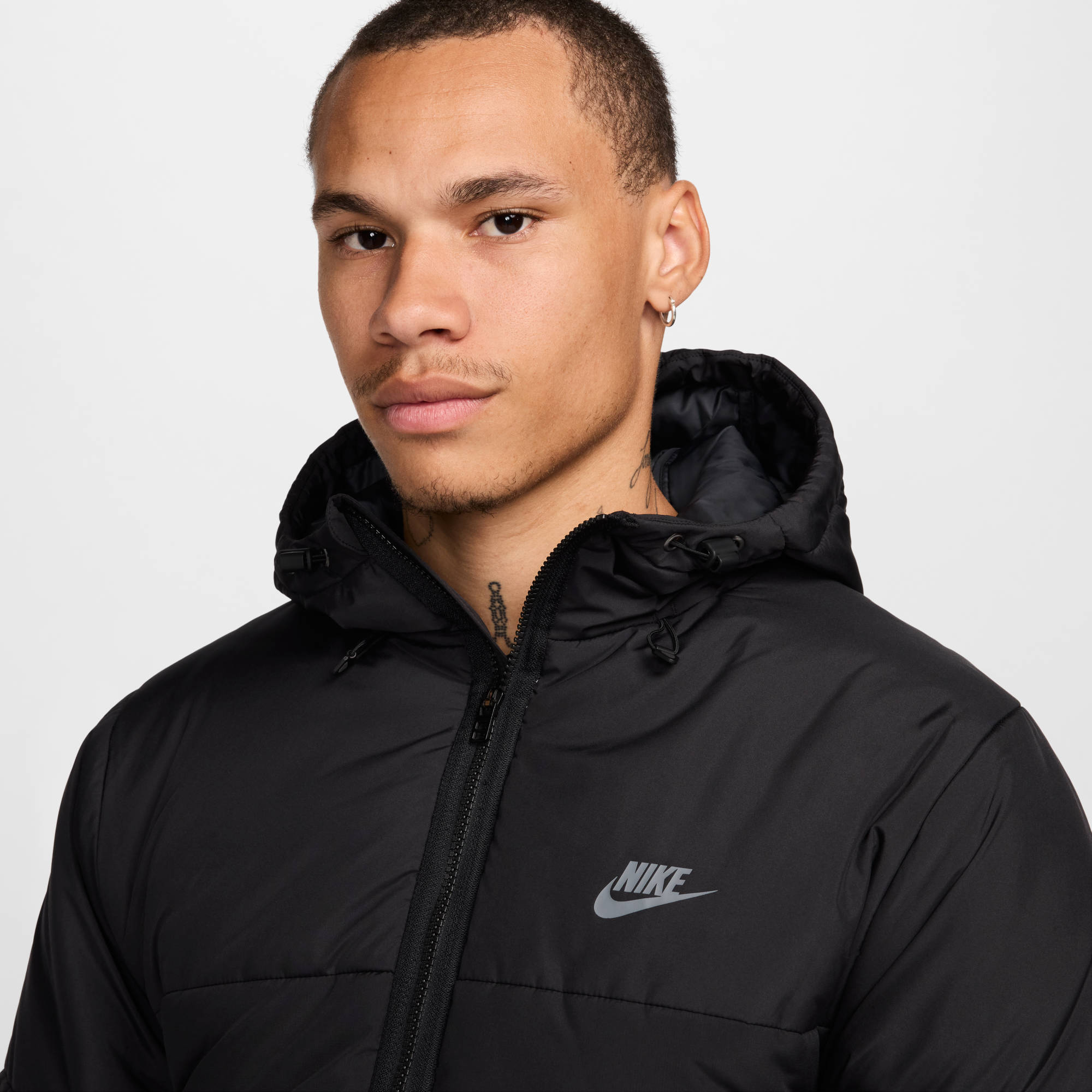 NIKE M NSW OW SYN FILL JKT BLACK/BLACK – Bild 3