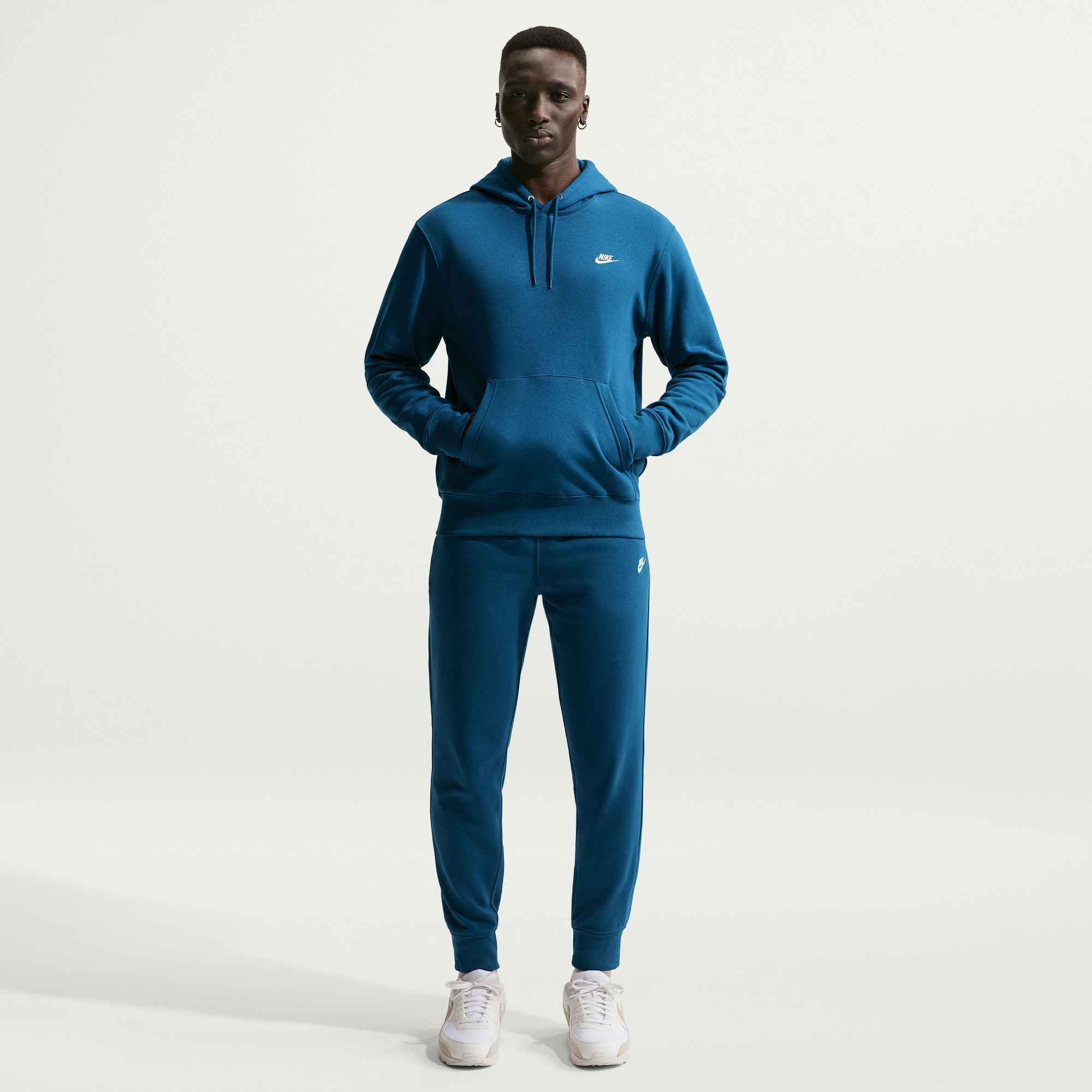 NIKE M NK CLUB BB PO HOODIE COURT BLUE/COURT BLUE/LT KHAKI