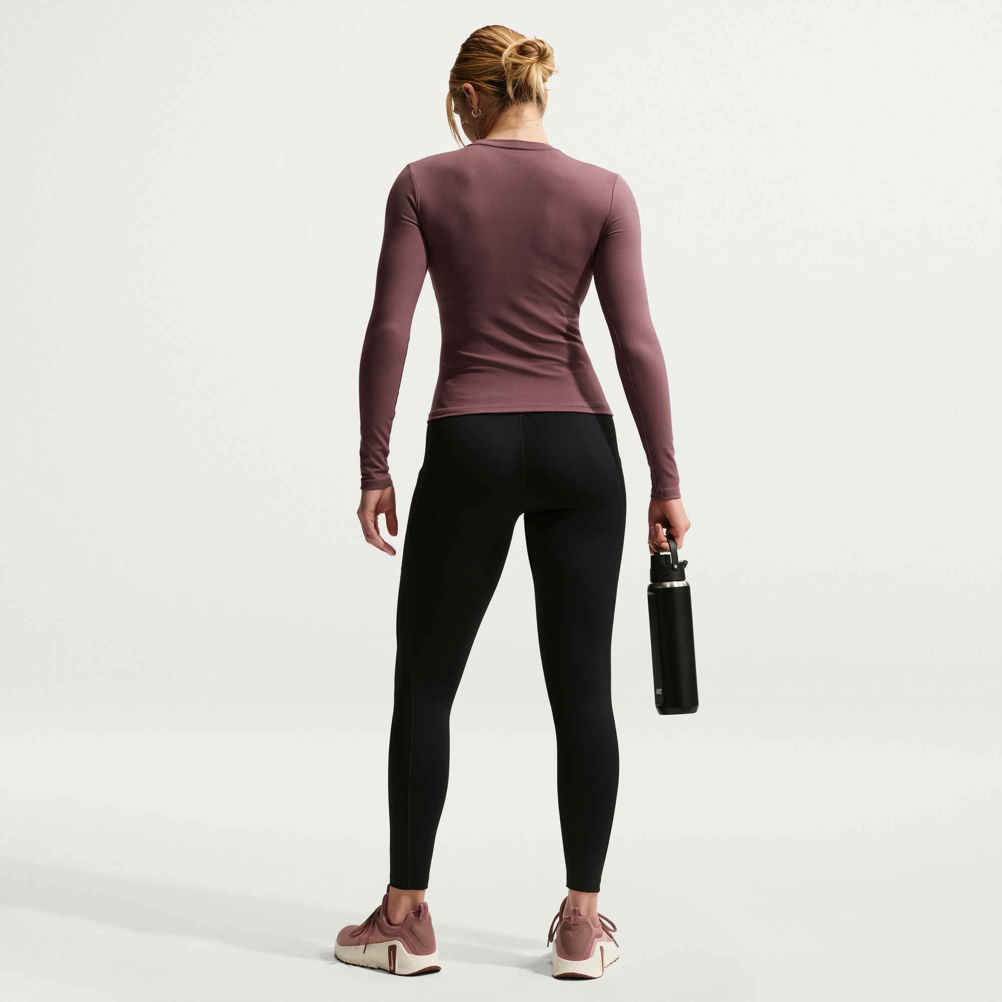 NIKE W NK ONE DF FTTD LS TOP TATTOO/WHITE – Bild 2