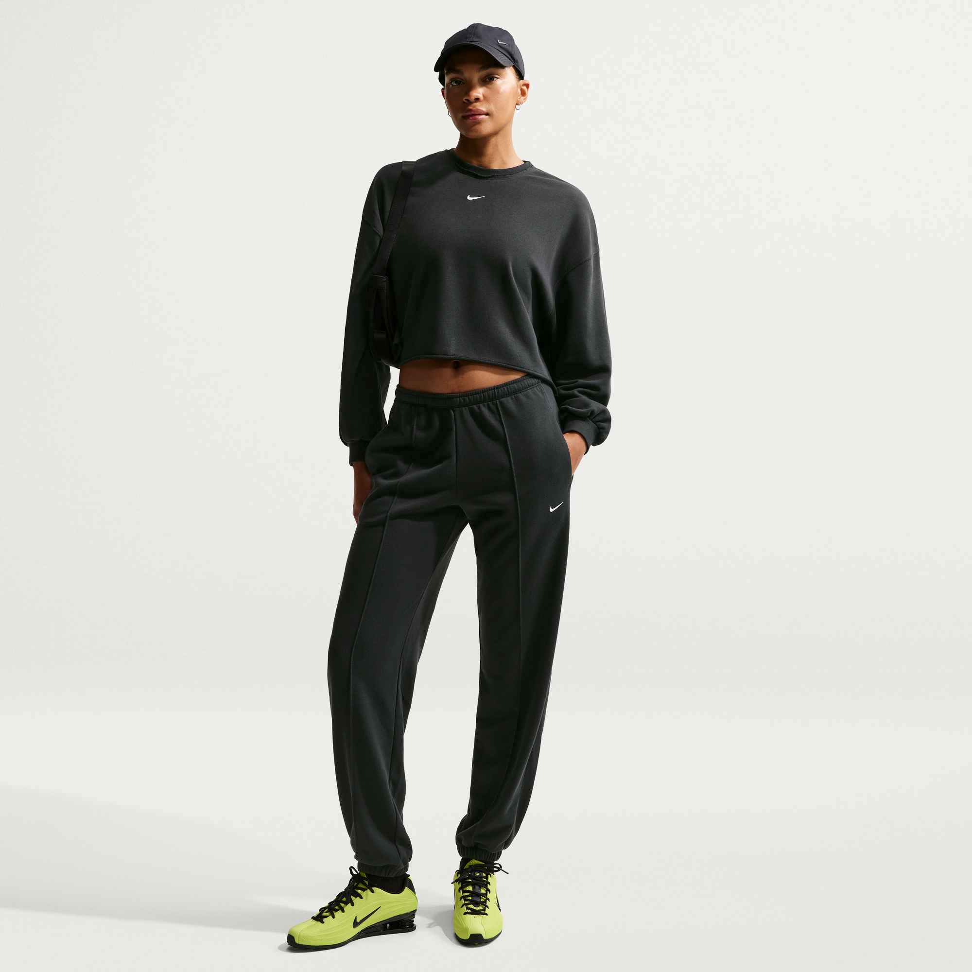 NIKE W NSW CHLL FT JGGR PANT BLACK/BLACK/SAIL