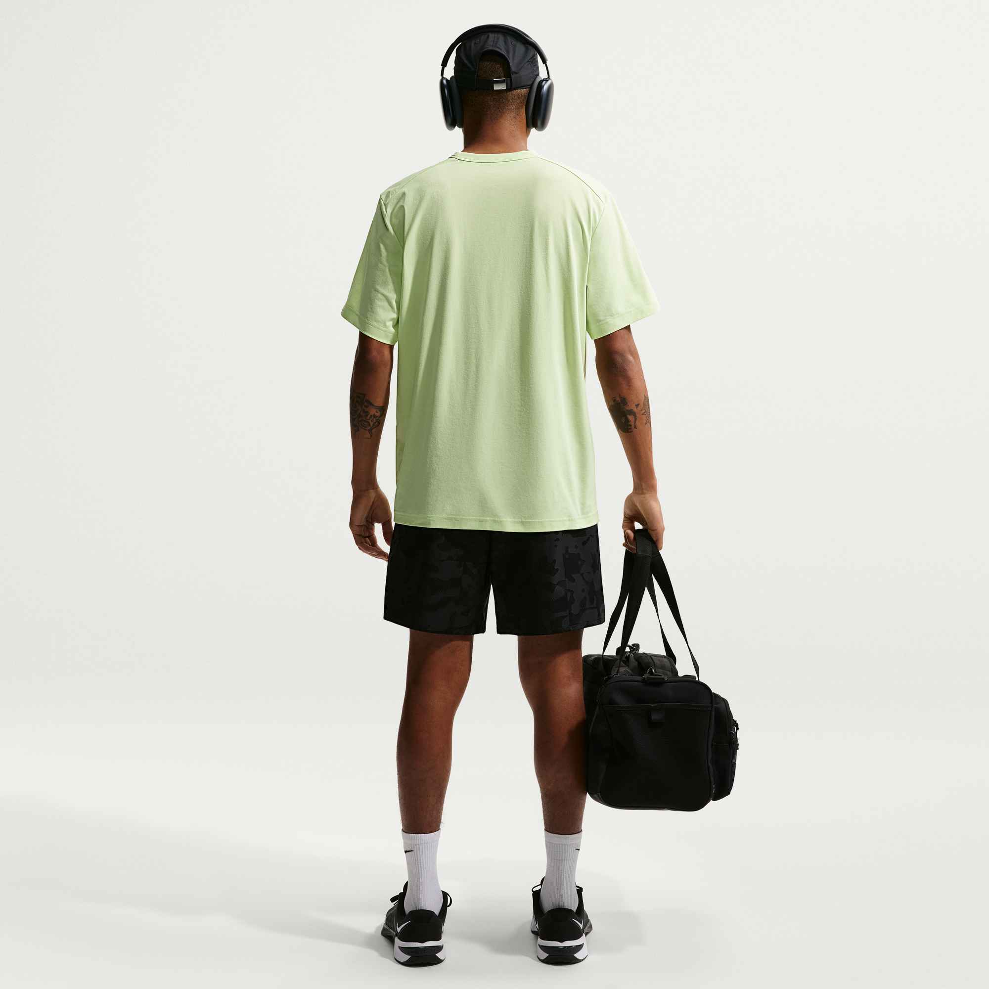 NIKE M NK DF UV HYVERSE SS LT LIQUID LIME/BLACK – Bild 2