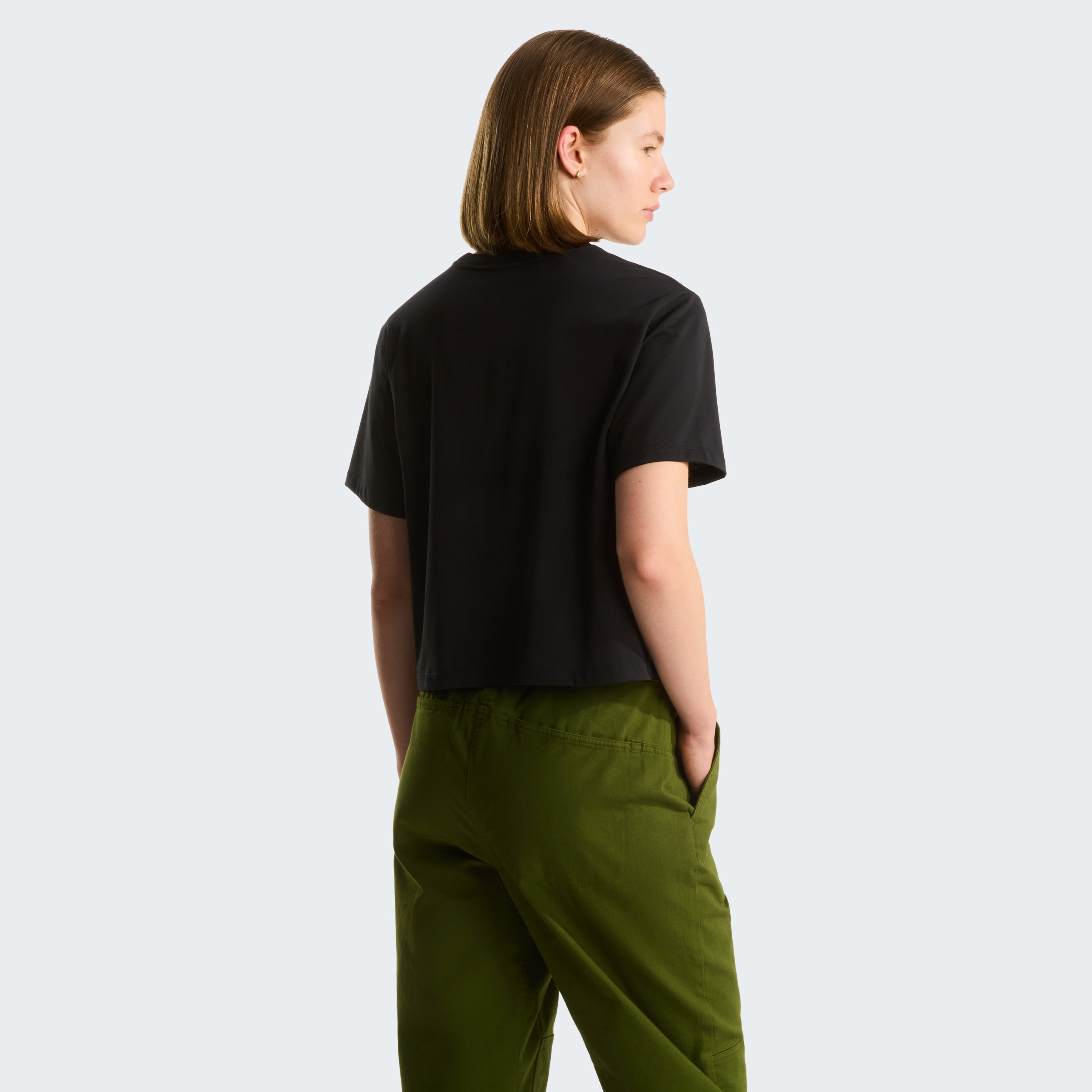 THE NORTH FACE W EVOLUTION SIMPLE DOME CROP RLX SS TEE TNF BLACK – Bild 5