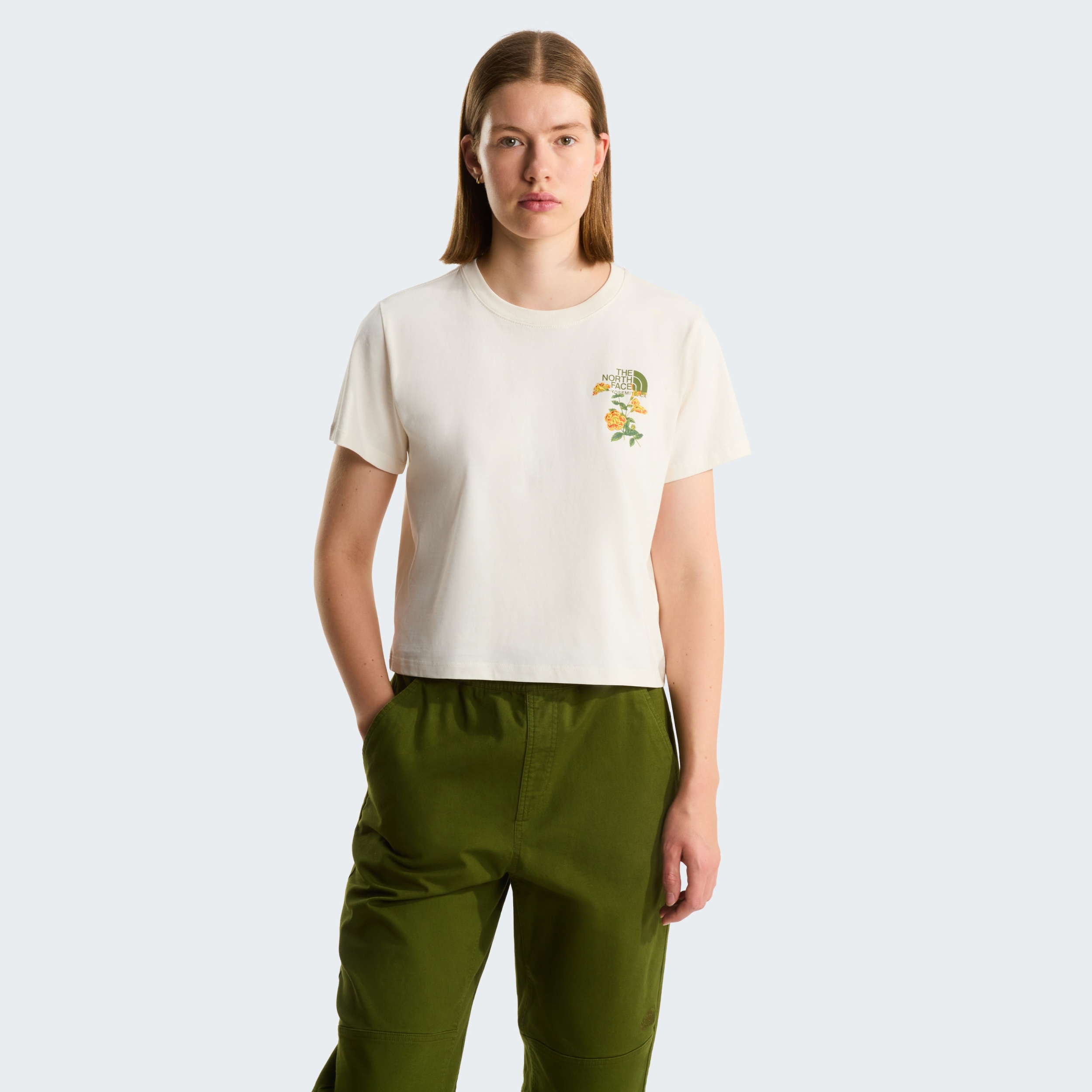 THE NORTH FACE W FLORA EMBRO REGULAR SHORT SLEEVE TEE-G WHITE DUNE – Bild 3