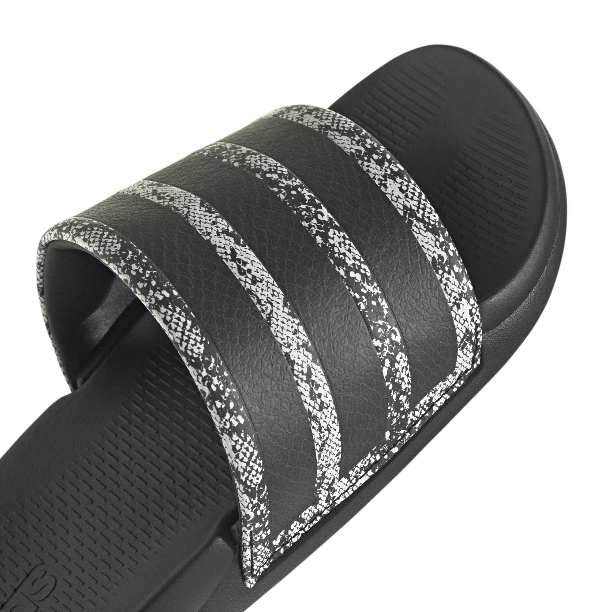 ADIDAS ADILETTE COMFORT 2.0 CBLACK/CBLACK/FTWWHT – Bild 9