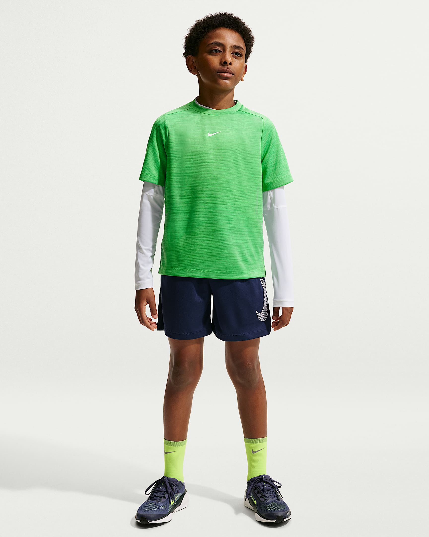 NIKE B NK DF MULTI SS  TOP LBR HTHR LT GREEN SPARK/ILLUSION GREEN/ – Bild 7
