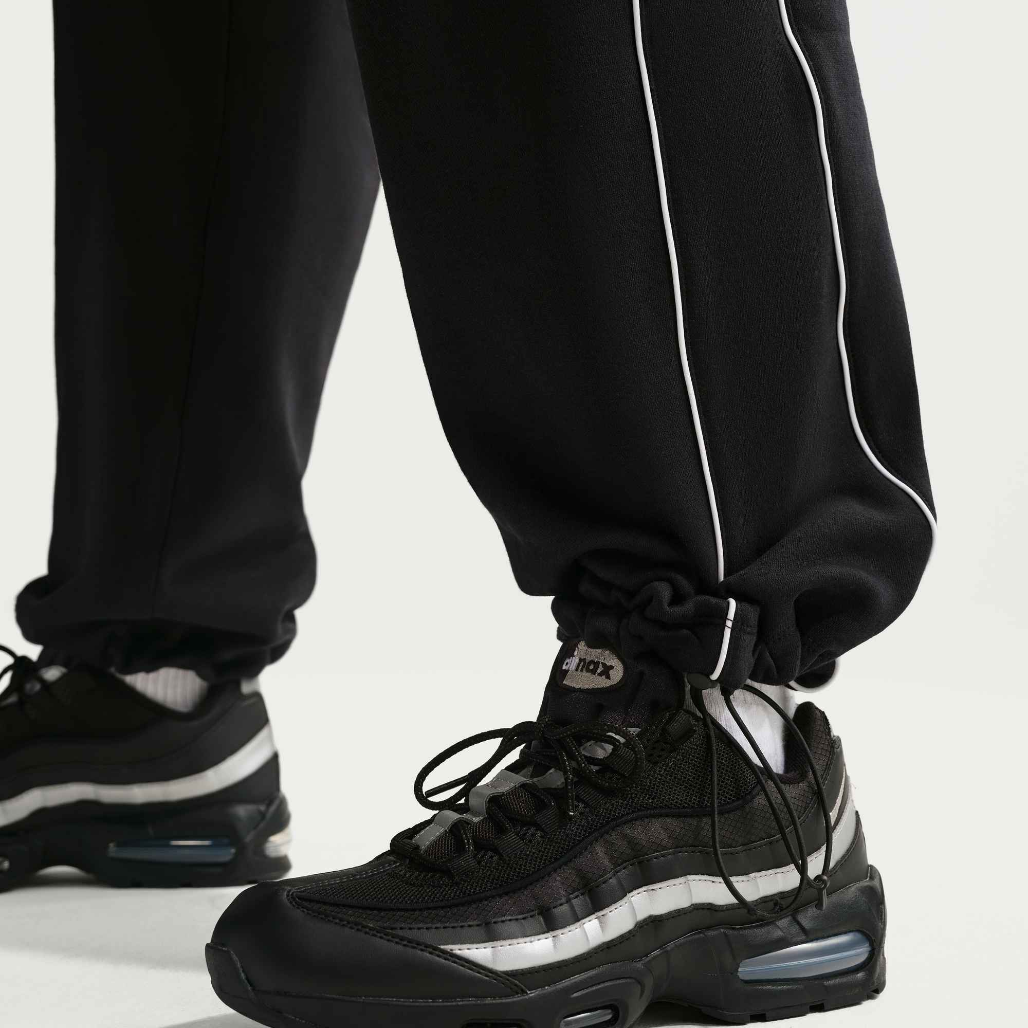 NIKE M NK AIR BB OH PANT BLACK/WHITE/WHITE – Bild 3