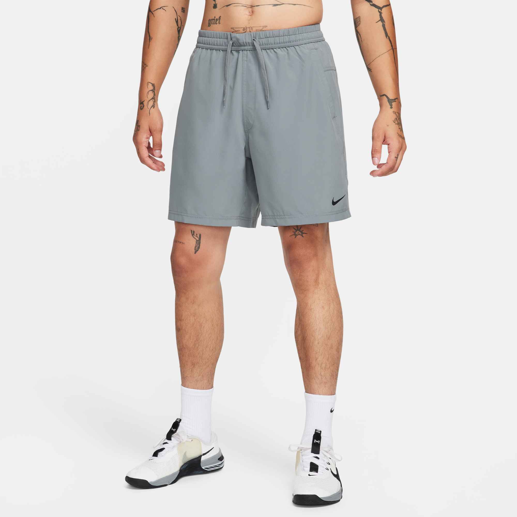 NIKE M NK DF FORM 7IN UL SHORT SMOKE GREY/BLACK