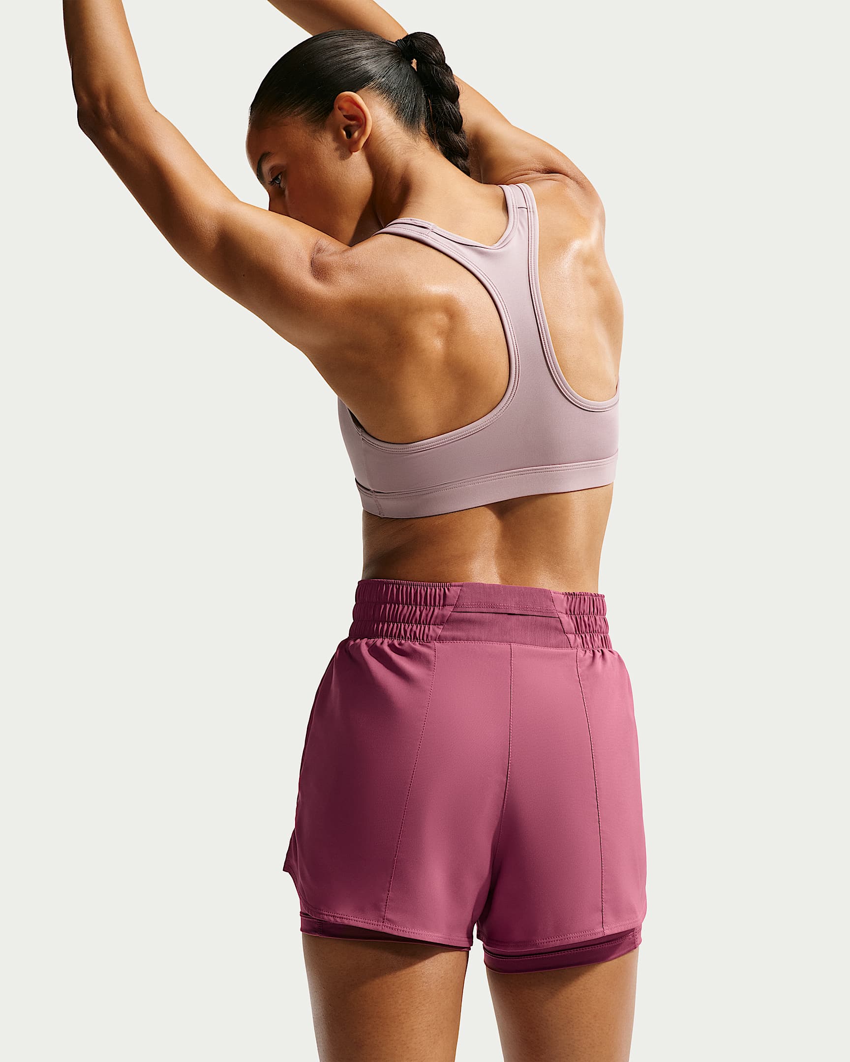 NIKE W NK ONE DF HR 3IN 2N1 SHORT PINK SMOKE/WHITE – Bild 3