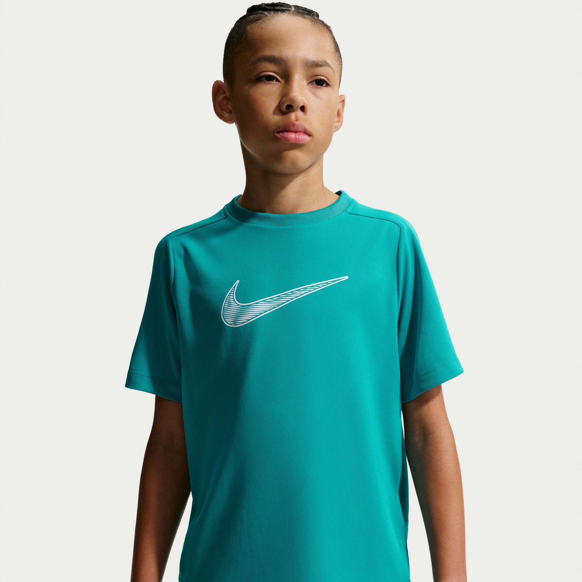 NIKE B NK DF MULTI SS TOP HBR ENERGY/WHITE – Bild 3