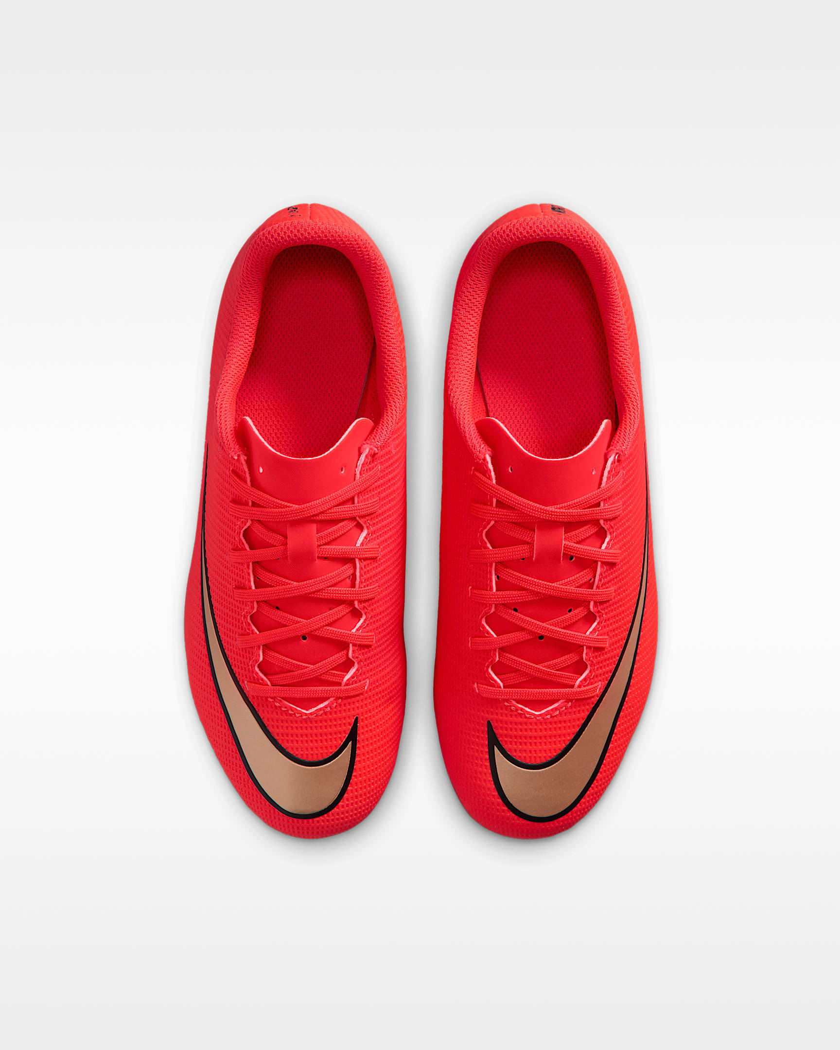 NIKE JR VAPOR 17 CLUB FG/MG BRIGHT CRIMSON/BLUR – Bild 4