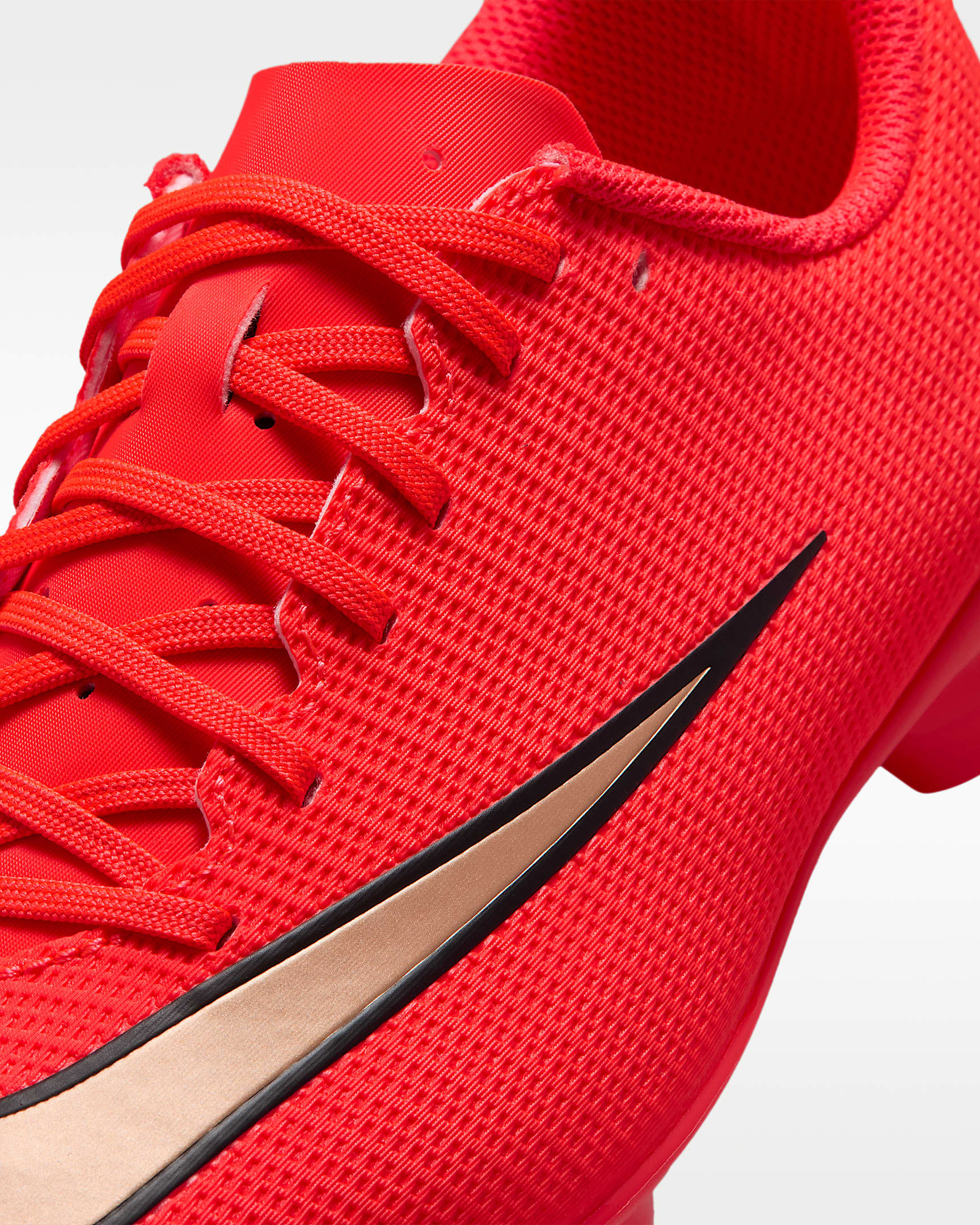 NIKE JR VAPOR 17 CLUB FG/MG BRIGHT CRIMSON/BLUR – Bild 8