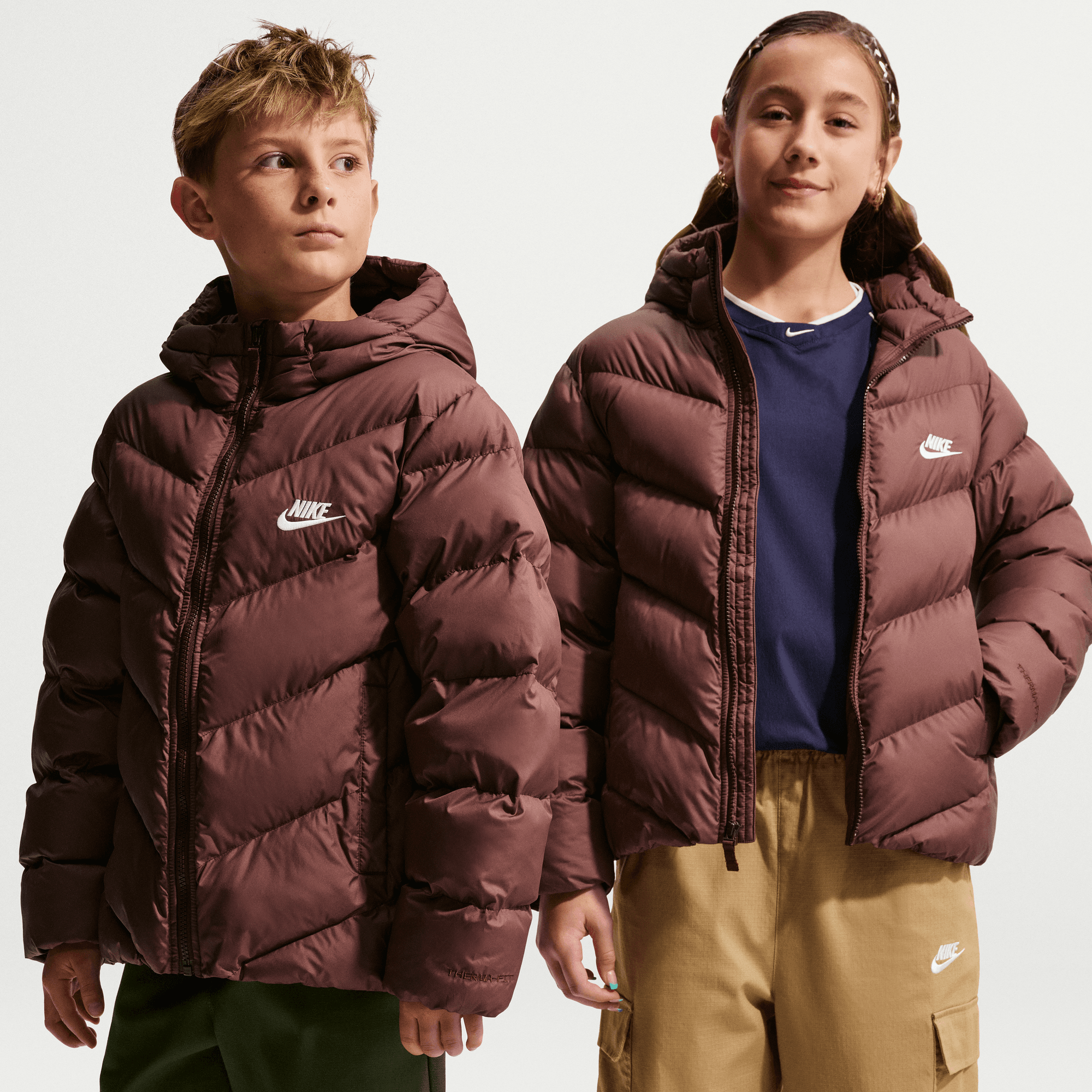 NIKE K NSW TF ADP PUFFER MYSTIC DATES/WHITE – Bild 3