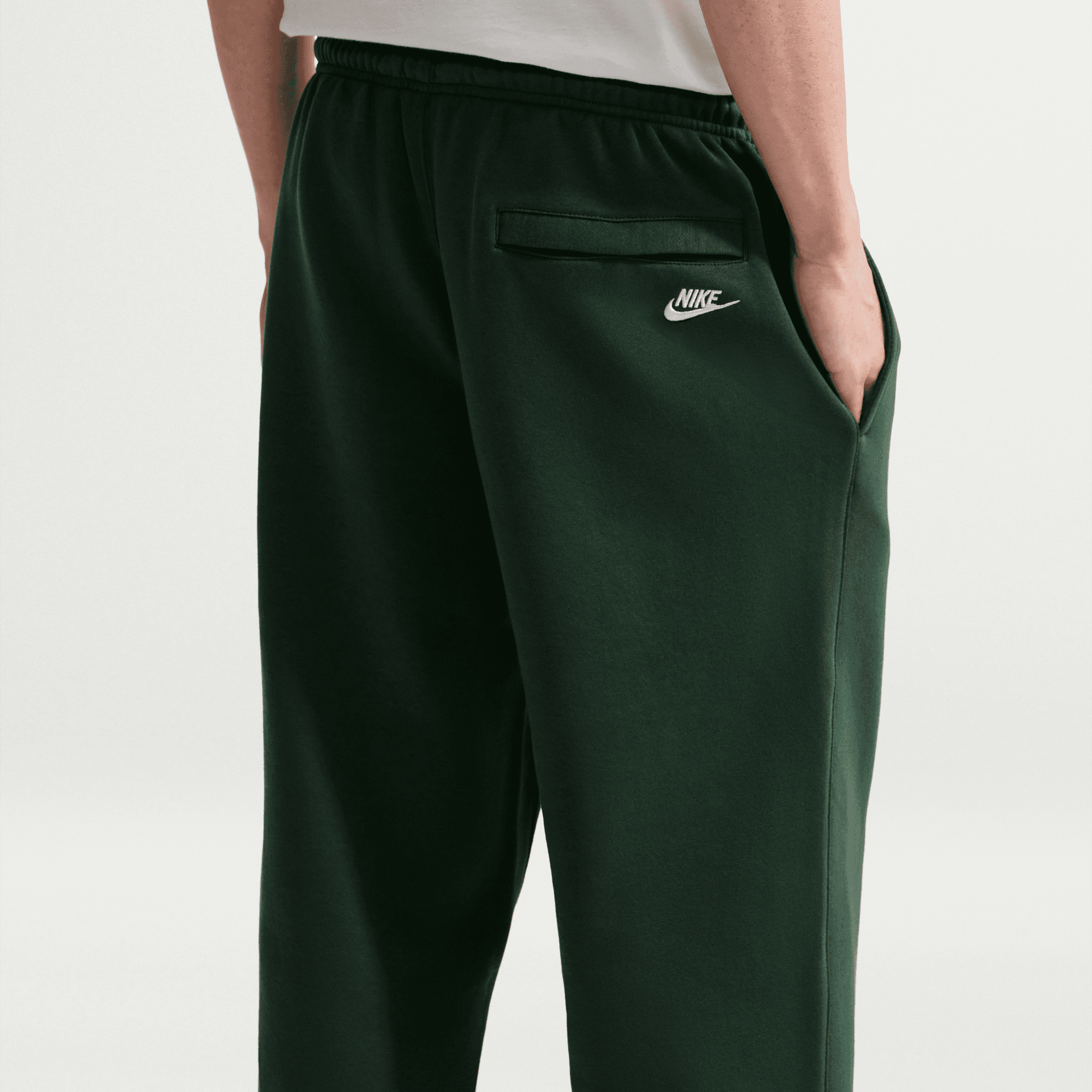 NIKE M NK CLUB BB OH PANT NCC FIR/FIR/SANDDRIFT – Bild 4