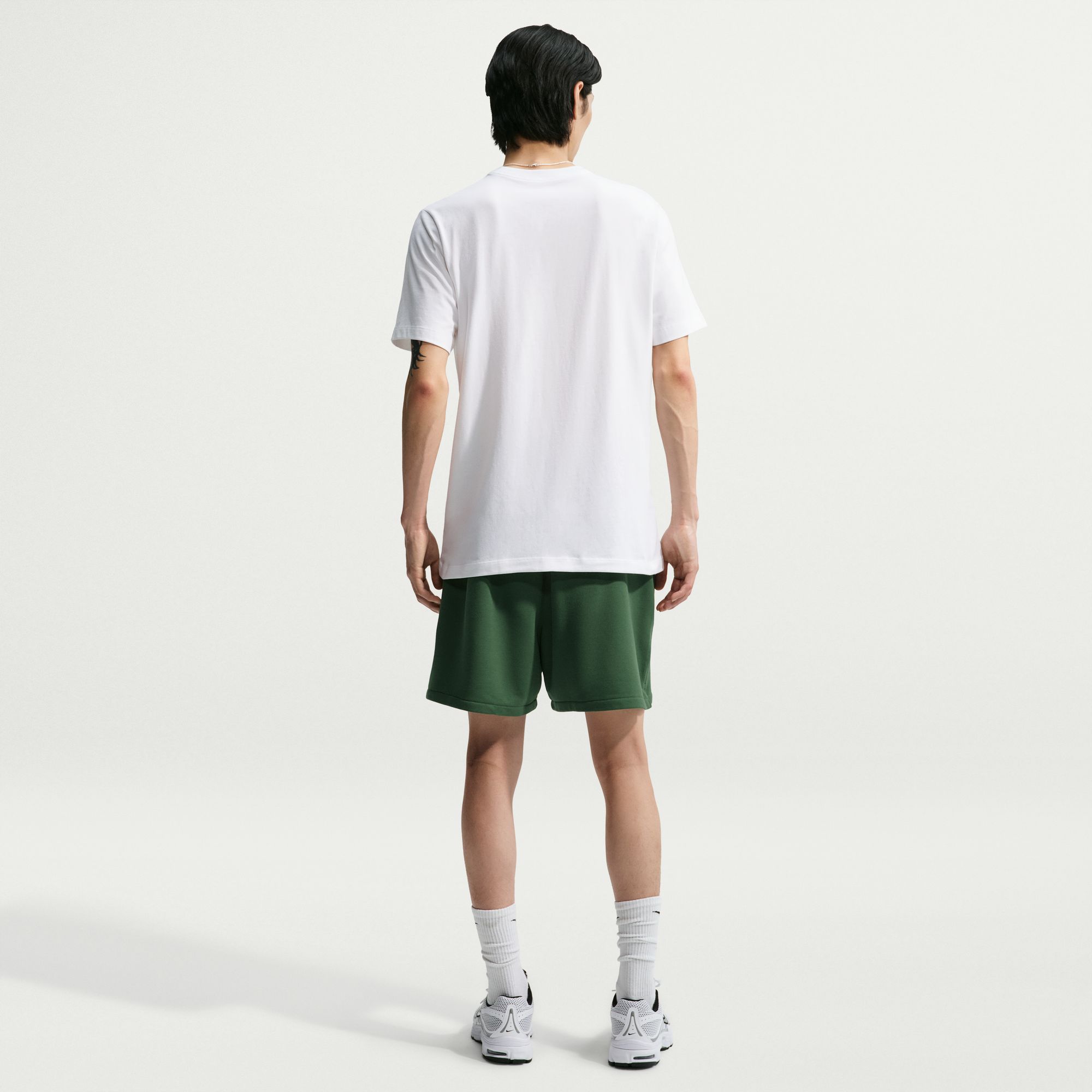 NIKE M NK CLUB FLOW FT SHORT FIR/FIR/WHITE – Bild 2