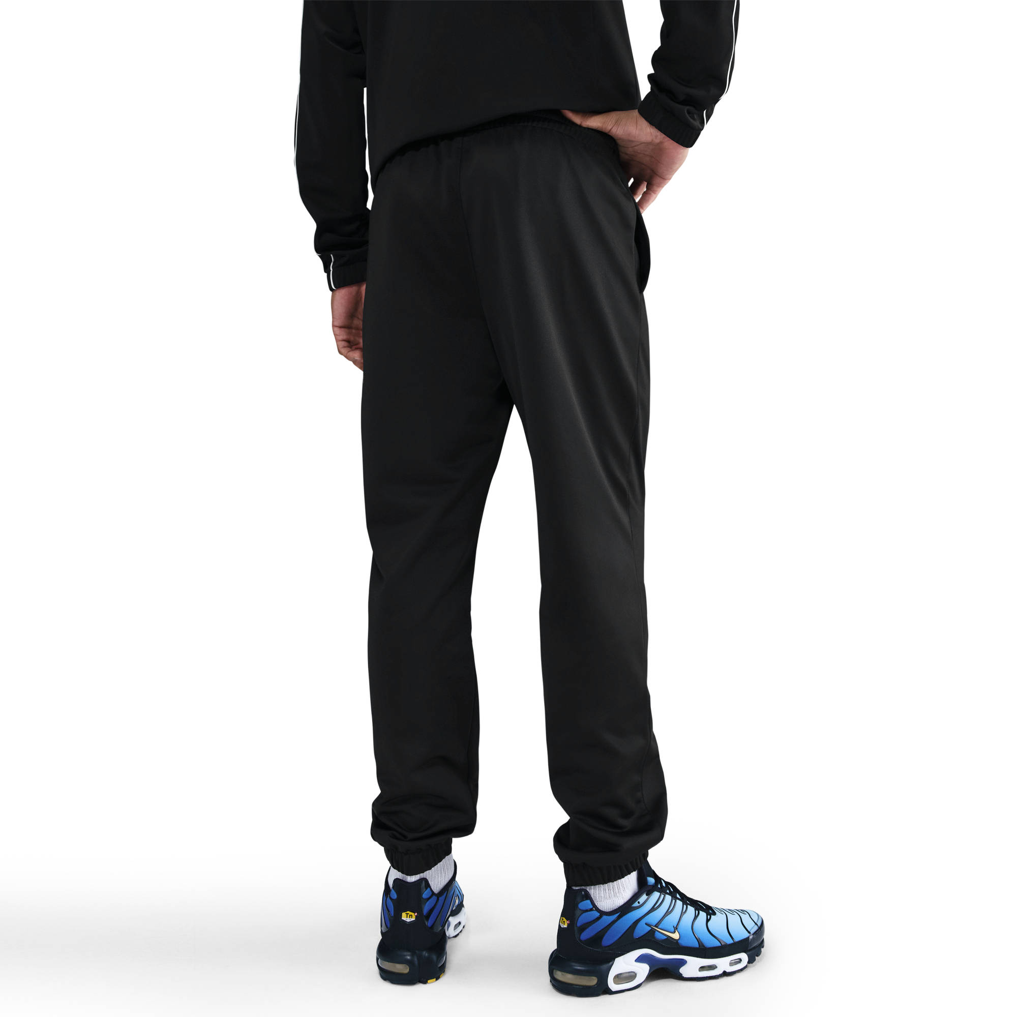 NIKE M NK CLUB PK TRK SUIT BLACK/BLACK/WHITE/WHITE – Bild 8