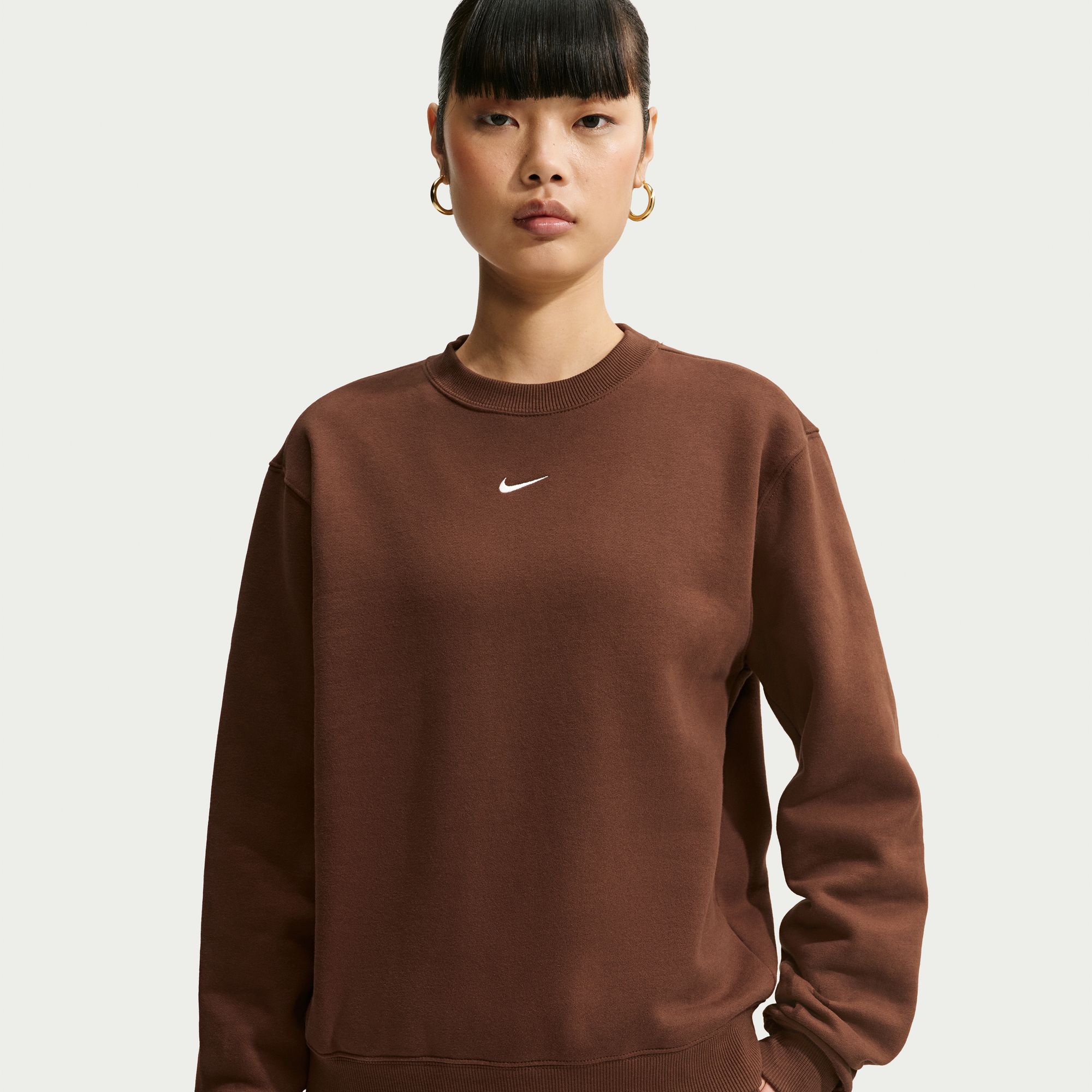NIKE W NK STDO FLC MW STD CREW CACAO WOW/SAIL – Bild 4