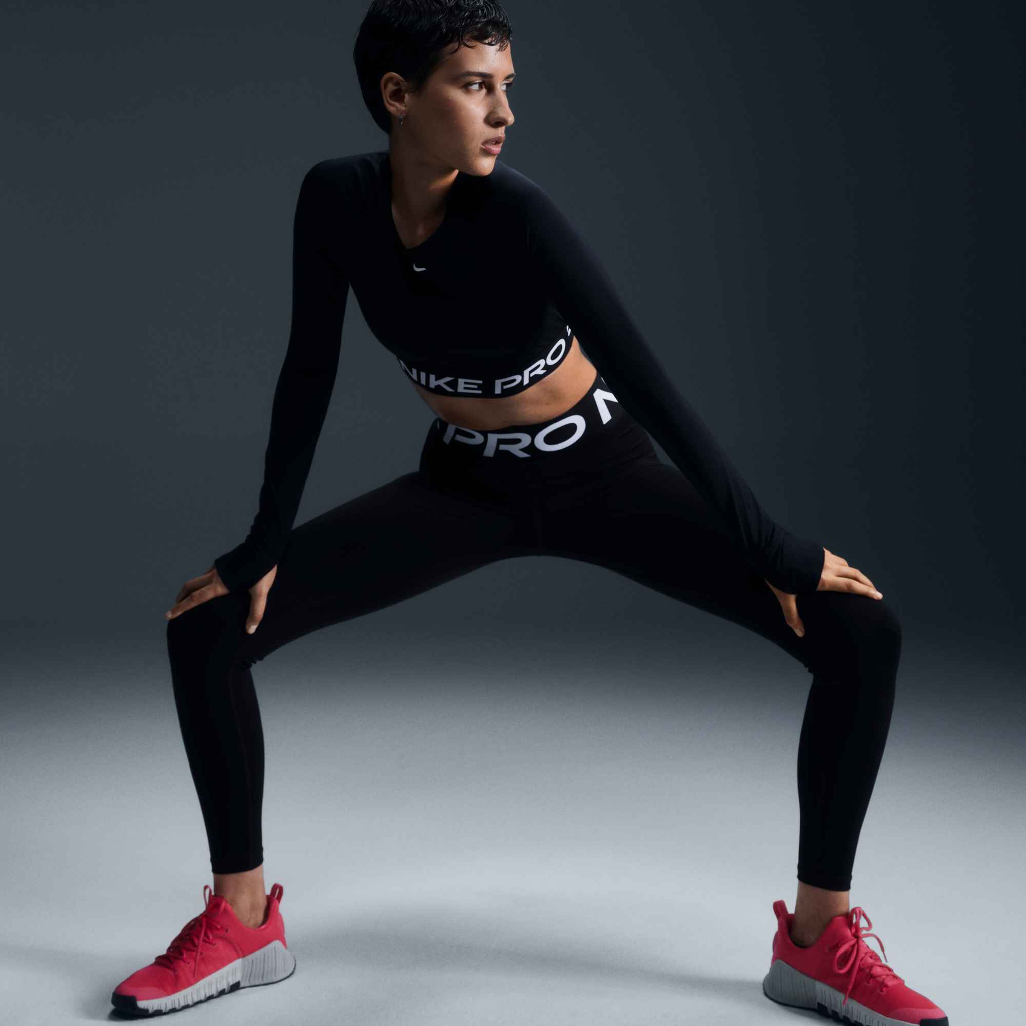 NIKE W NP SCULPT DF HR TIGHT BLACK/WHITE – Bild 3